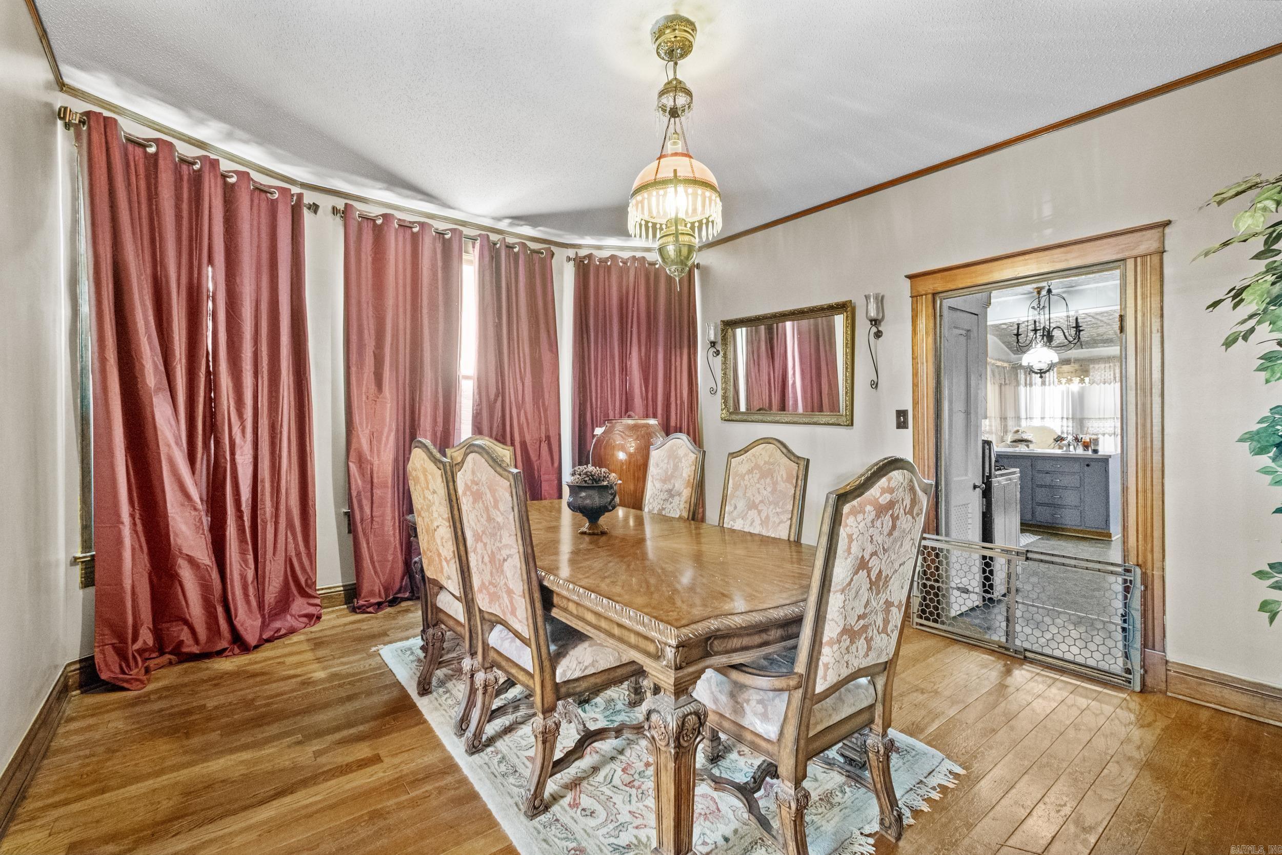 610 W Center  Searcy, AR