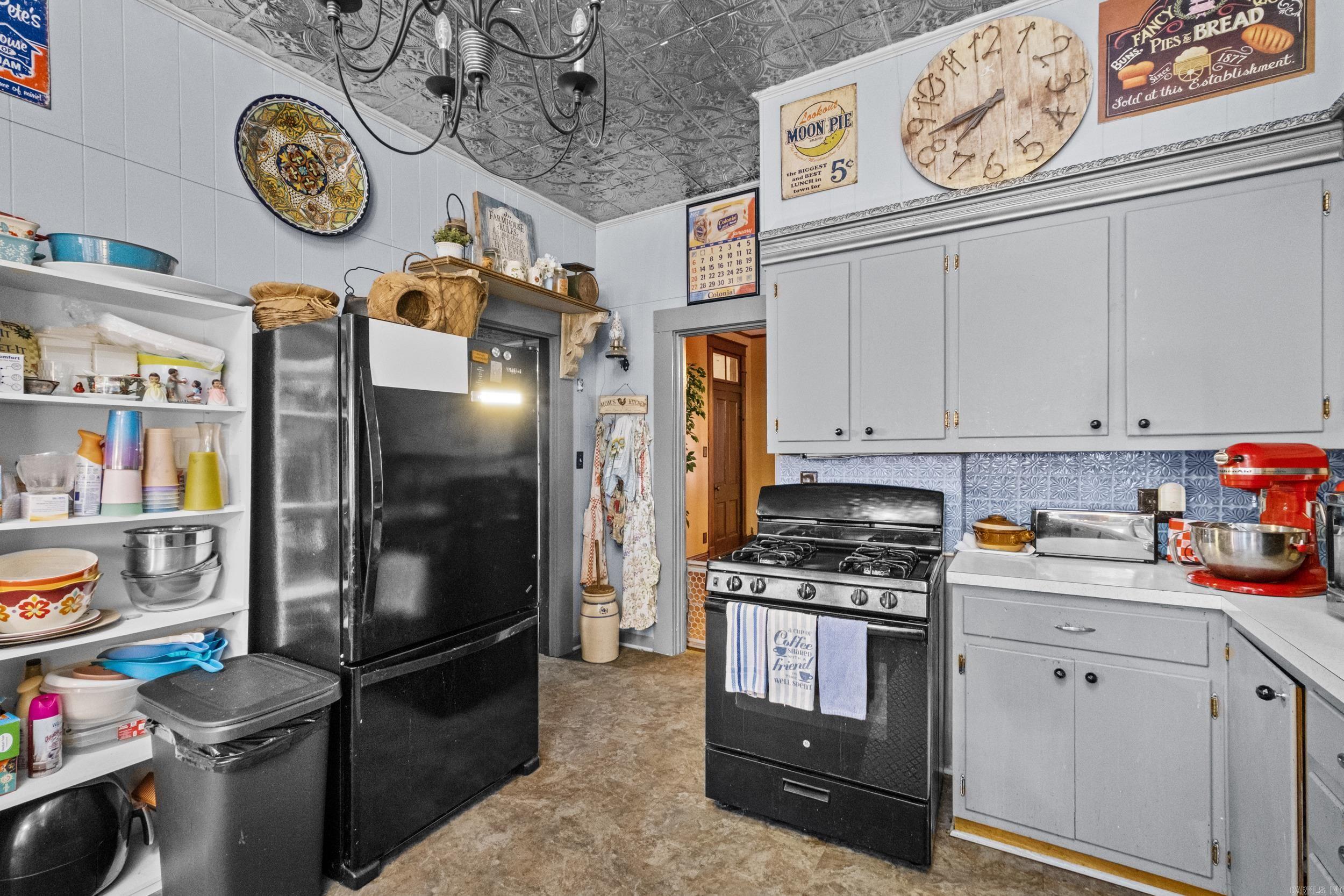 610 W Center  Searcy, AR