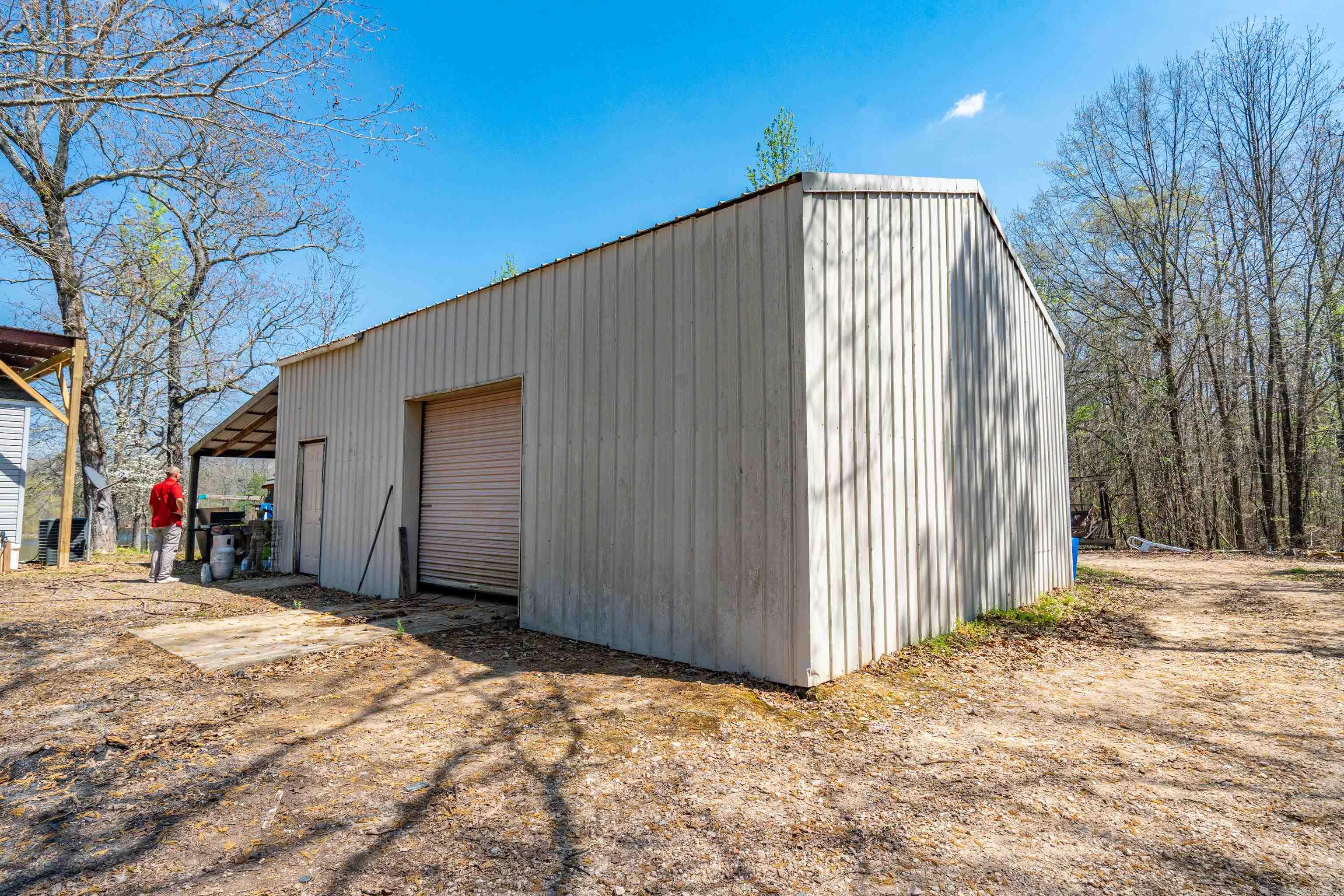 3056 hwy 270  Mount Ida, AR