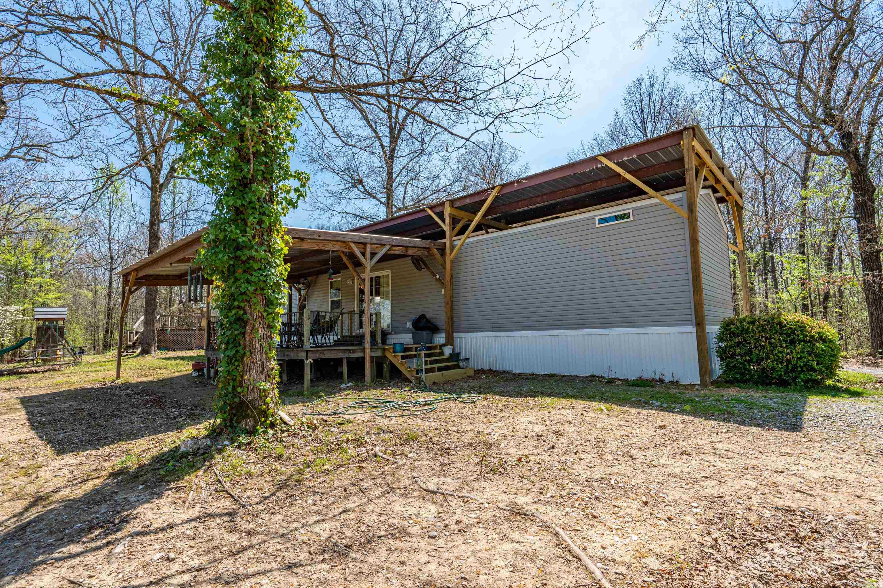 3056 hwy 270  Mount Ida, AR