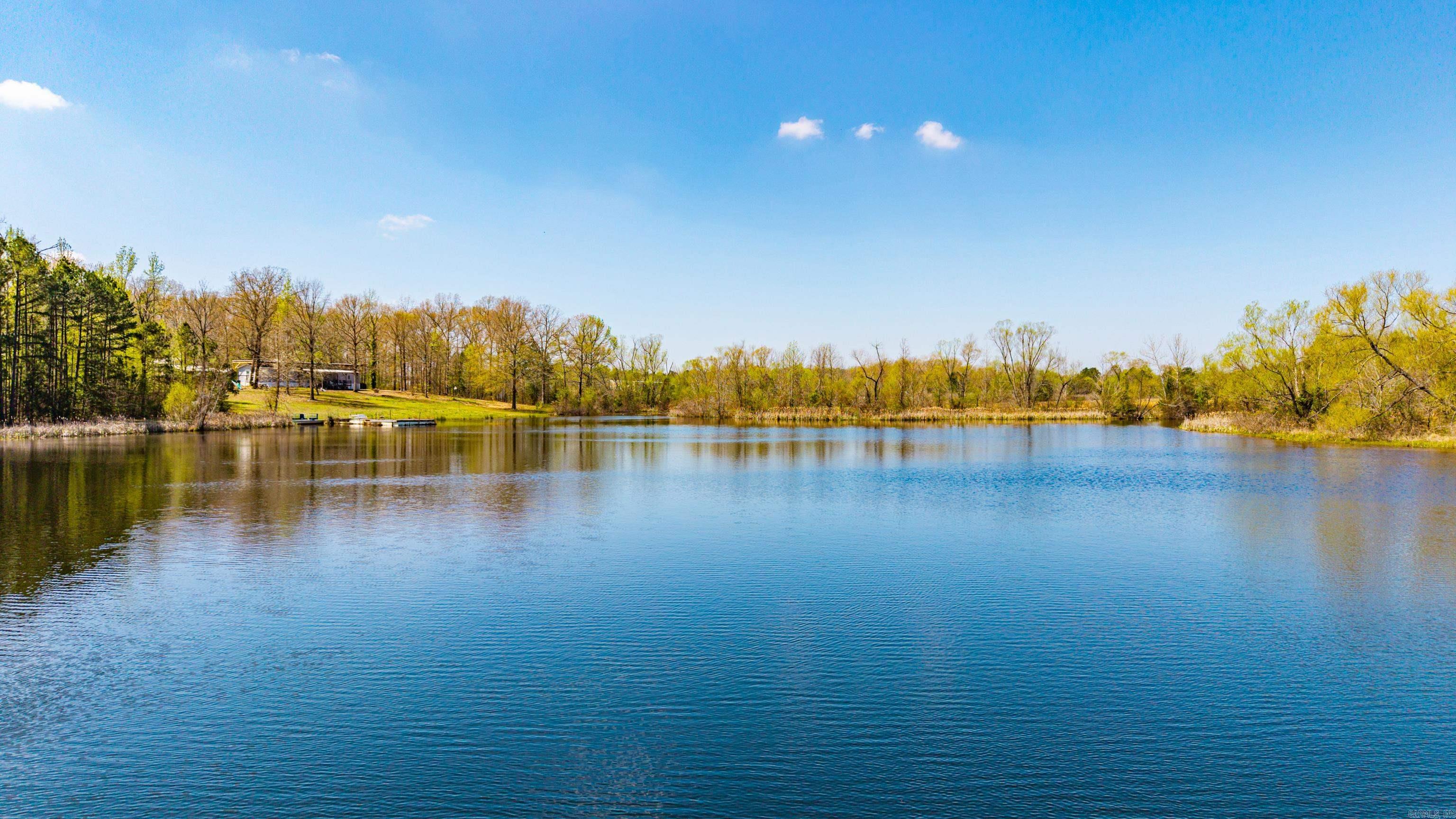 3056 hwy 270  Mount Ida, AR