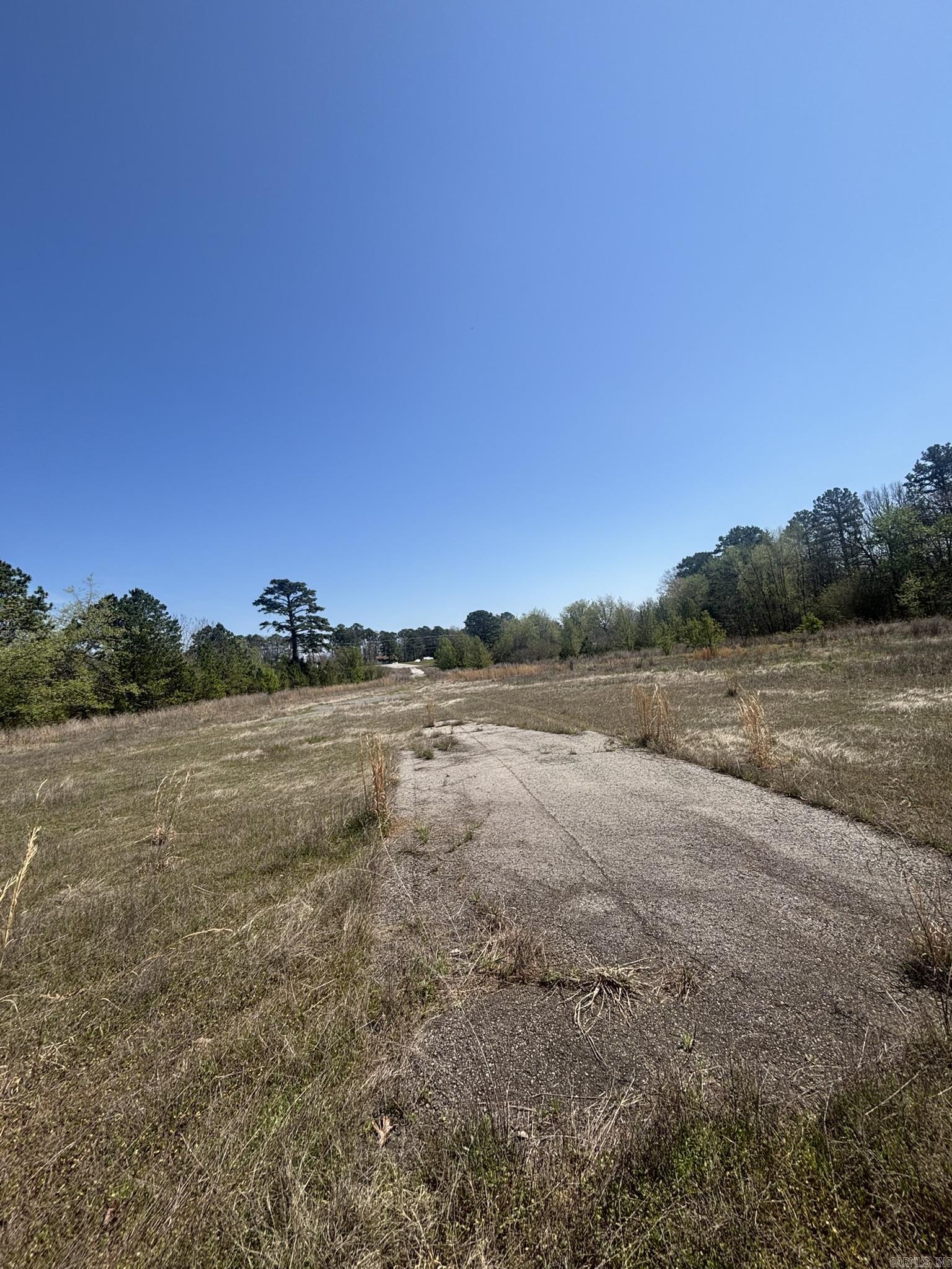 3120 S Highway 65  Clinton, AR