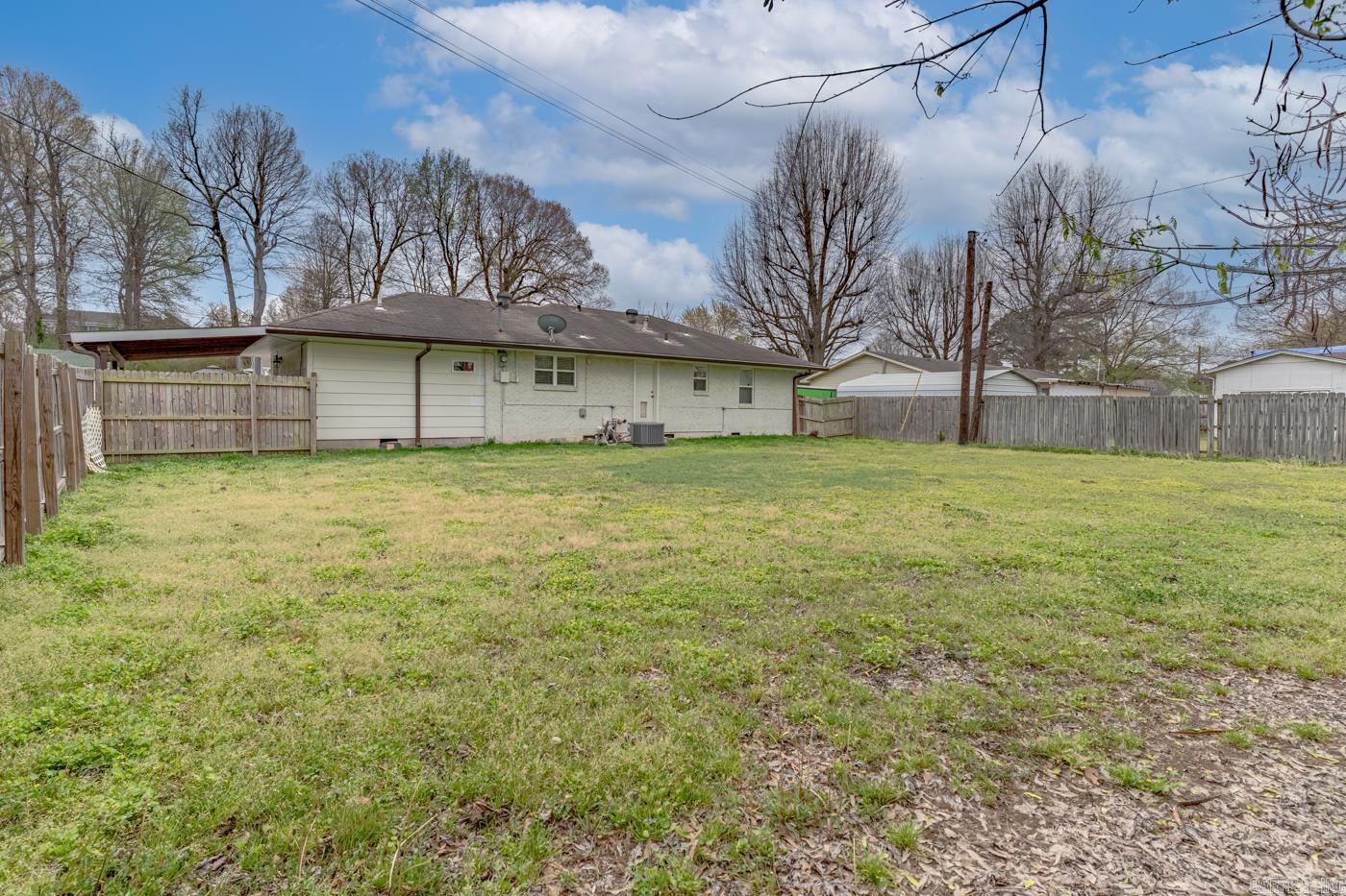 1809 Woodland Dr  Paragould, AR