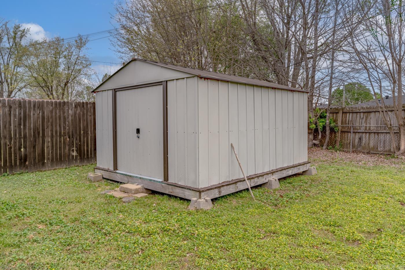 1809 Woodland Dr  Paragould, AR