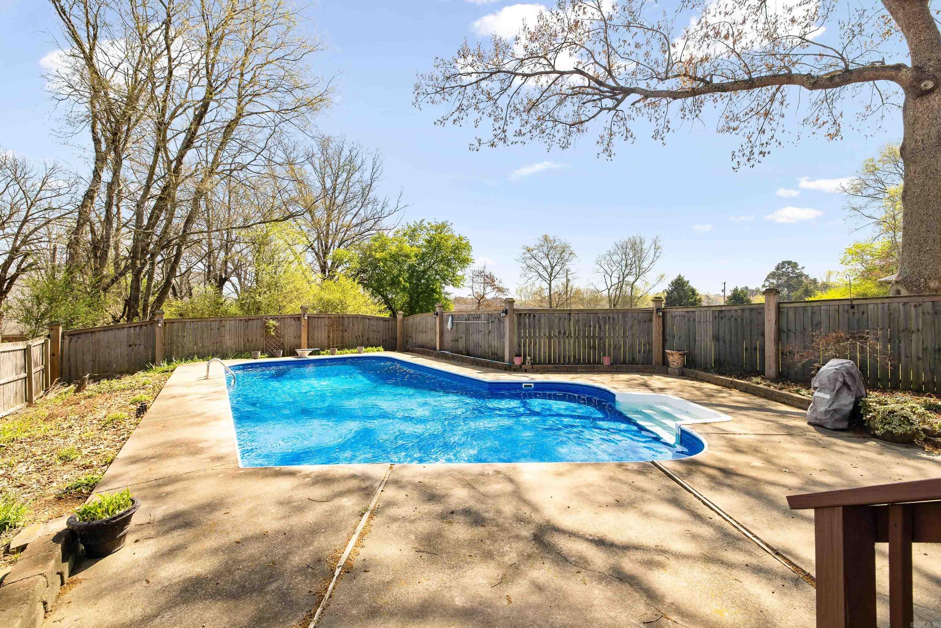 8112 Hart Road  Benton, AR