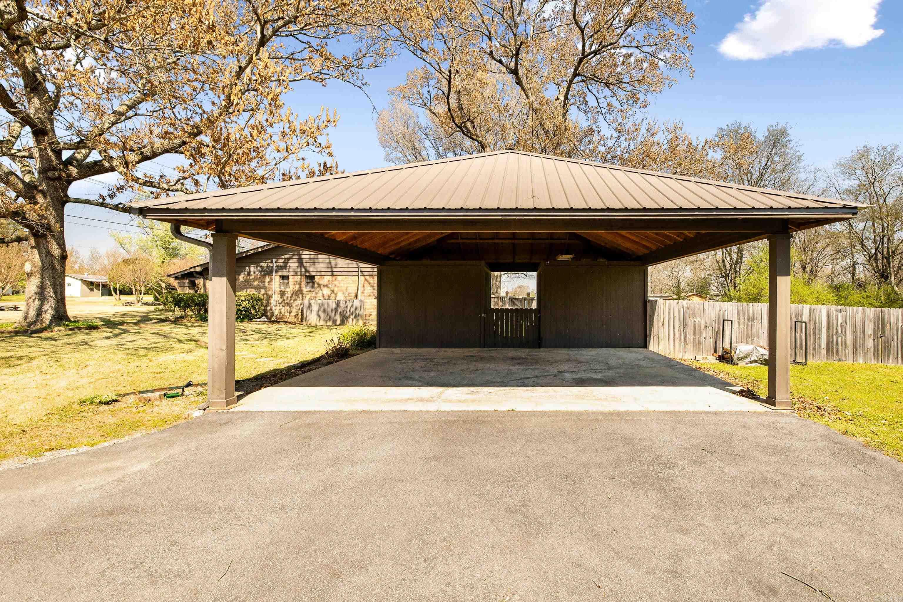 8112 Hart Road  Benton, AR