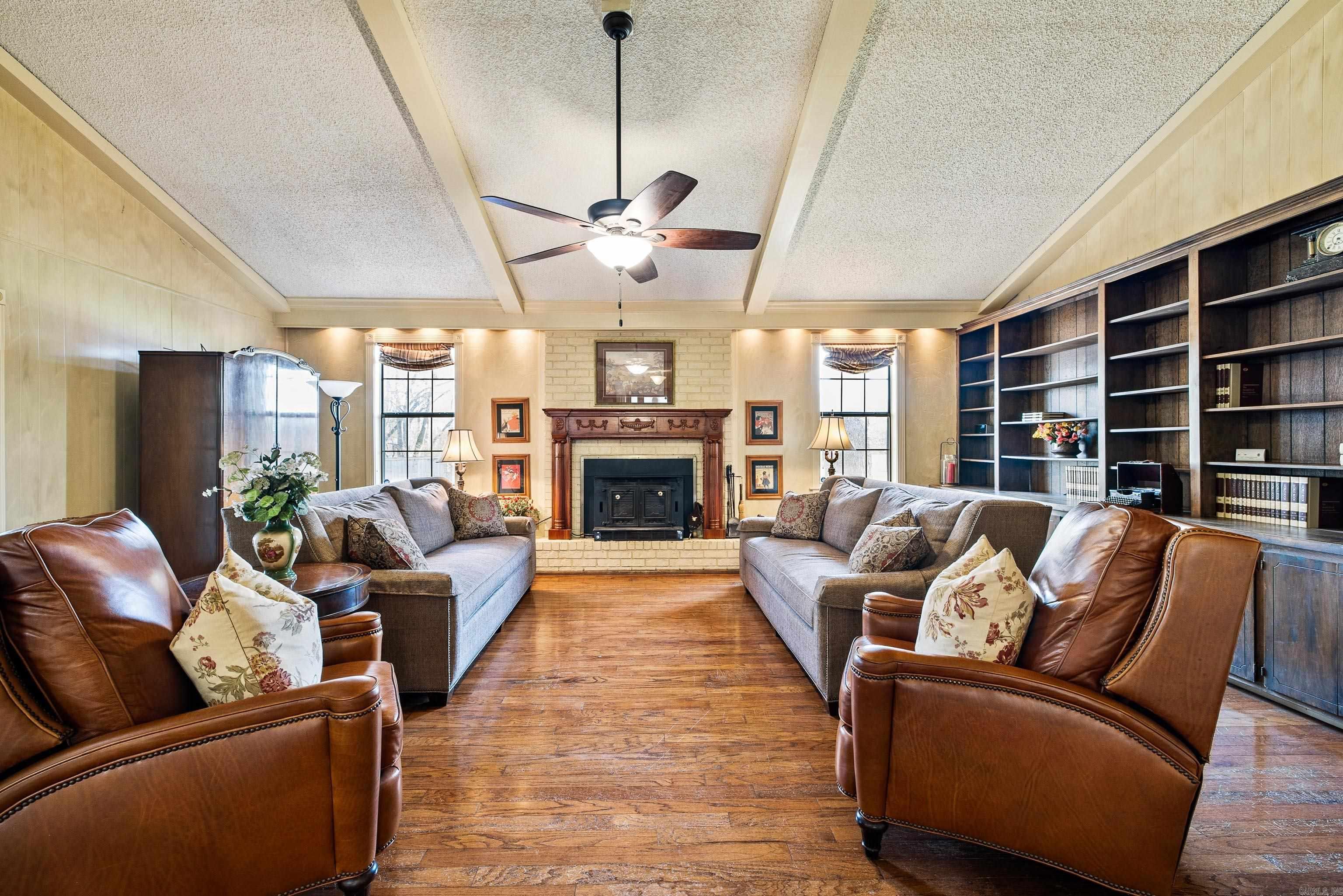 8112 Hart Road  Benton, AR