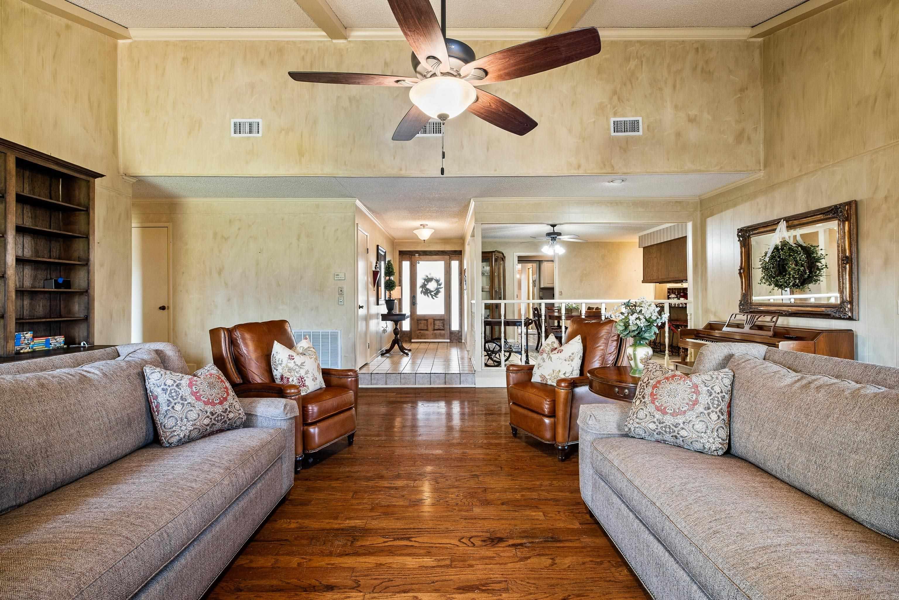 8112 Hart Road  Benton, AR