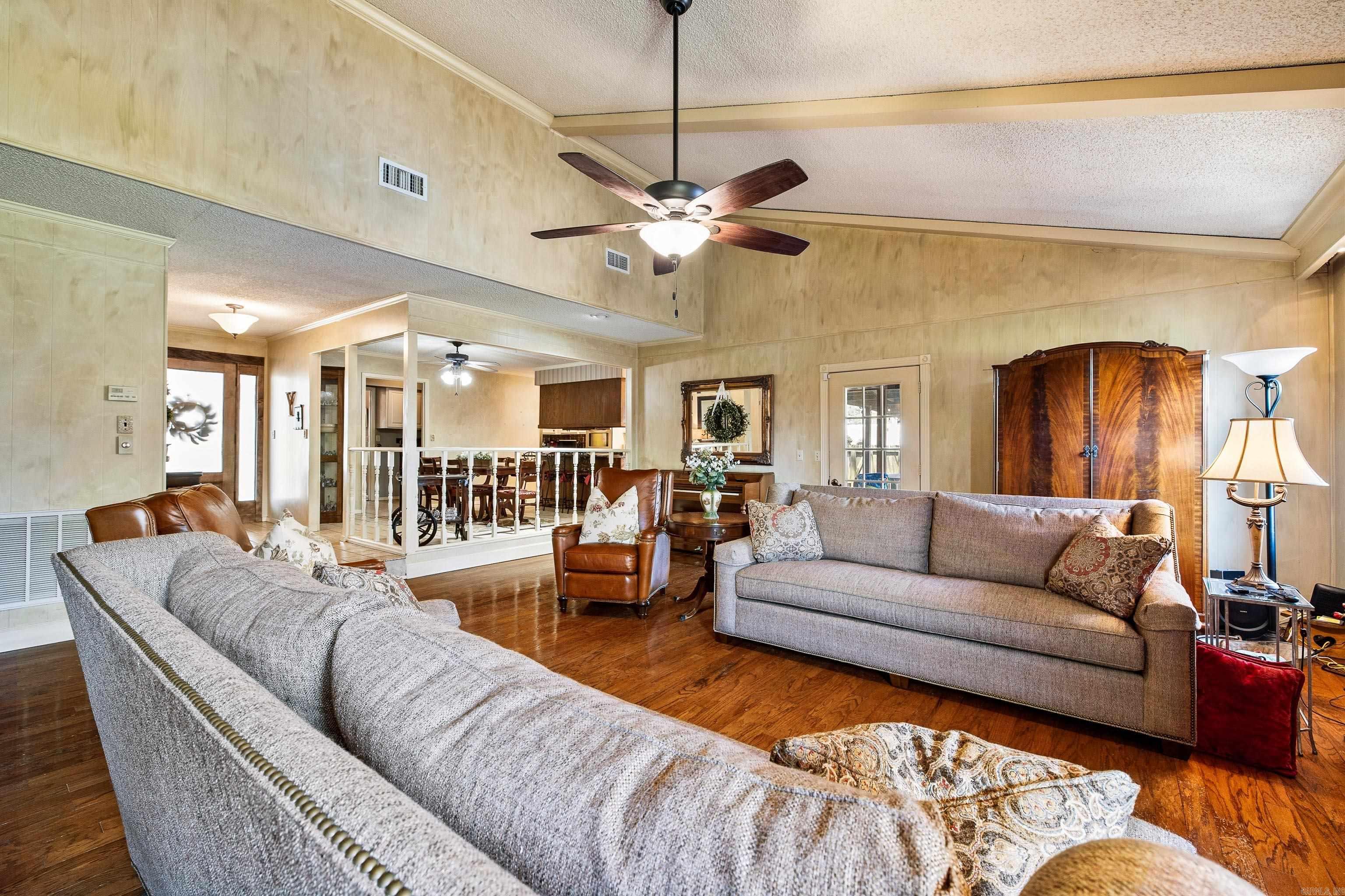 8112 Hart Road  Benton, AR