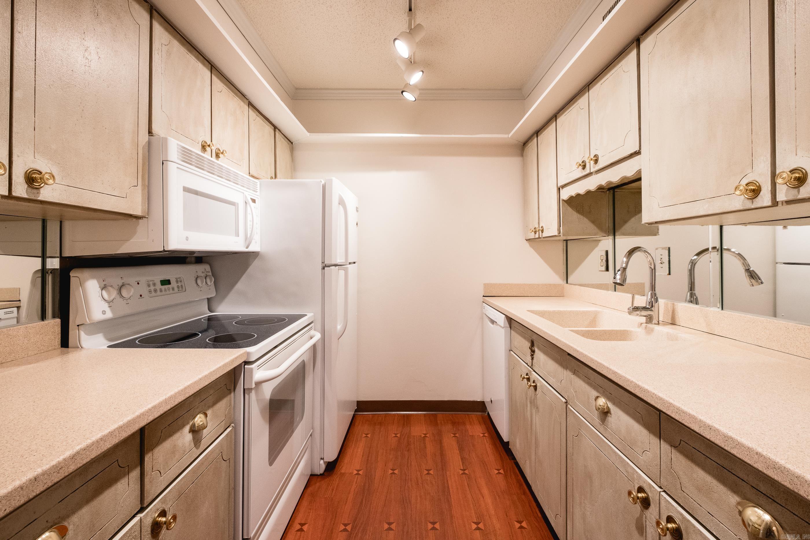 700 E 9th Street Unit 3L  Little Rock, AR