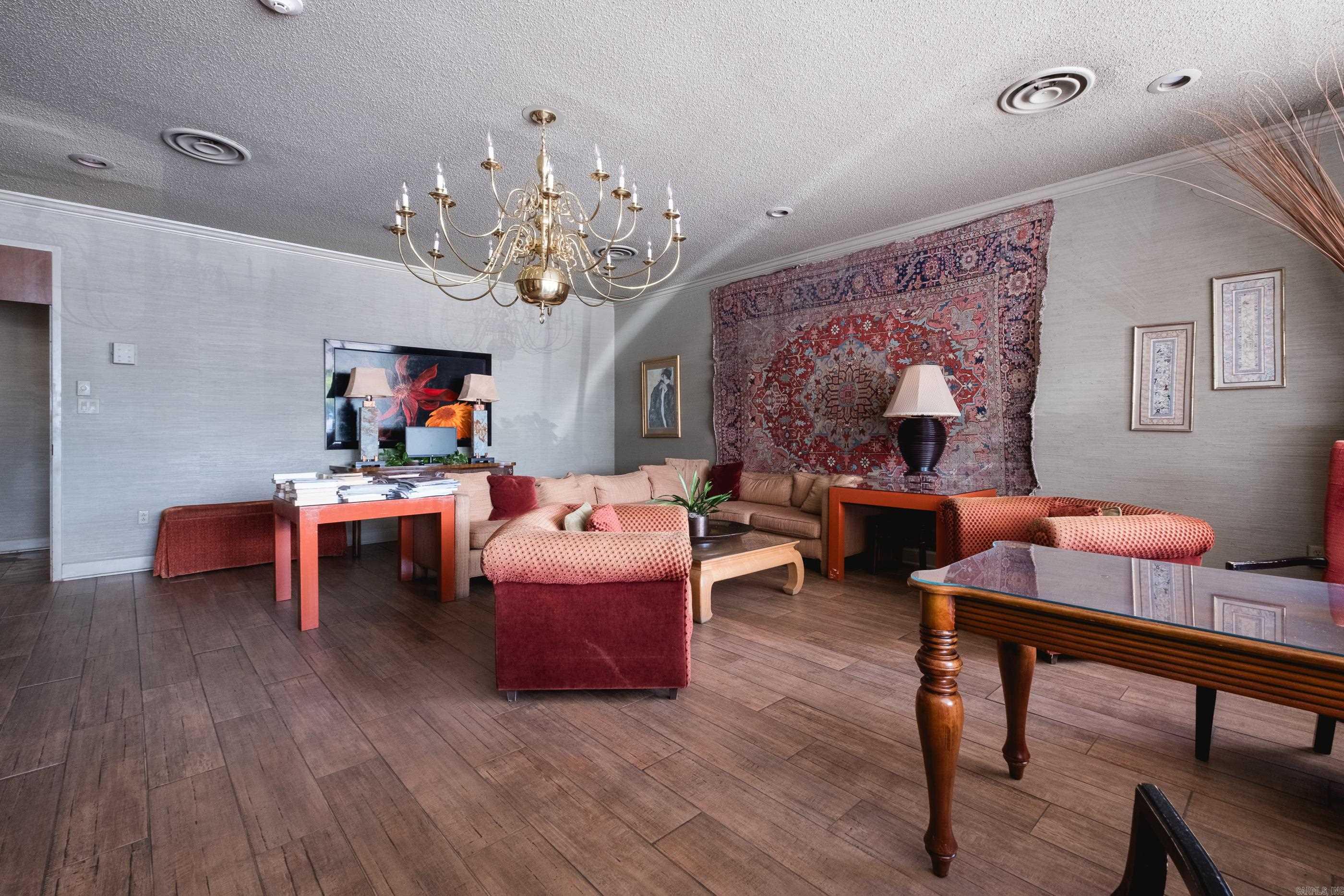 700 E 9th Street Unit 3L  Little Rock, AR