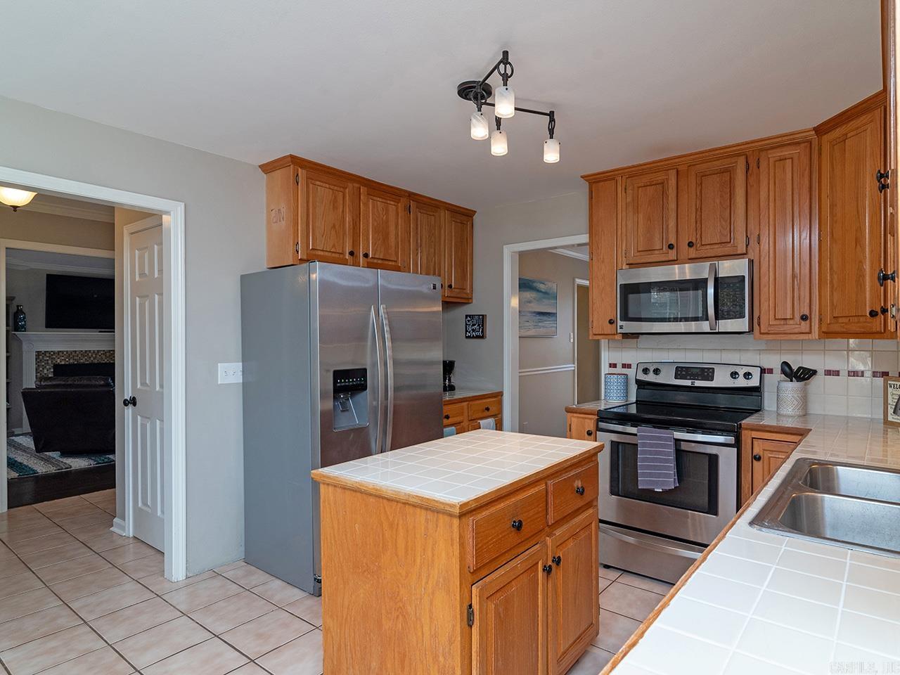 9 Sugarloaf  Maumelle, AR