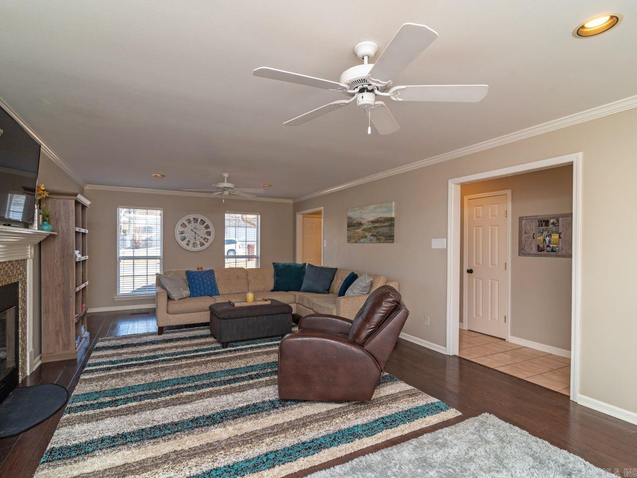 9 Sugarloaf  Maumelle, AR