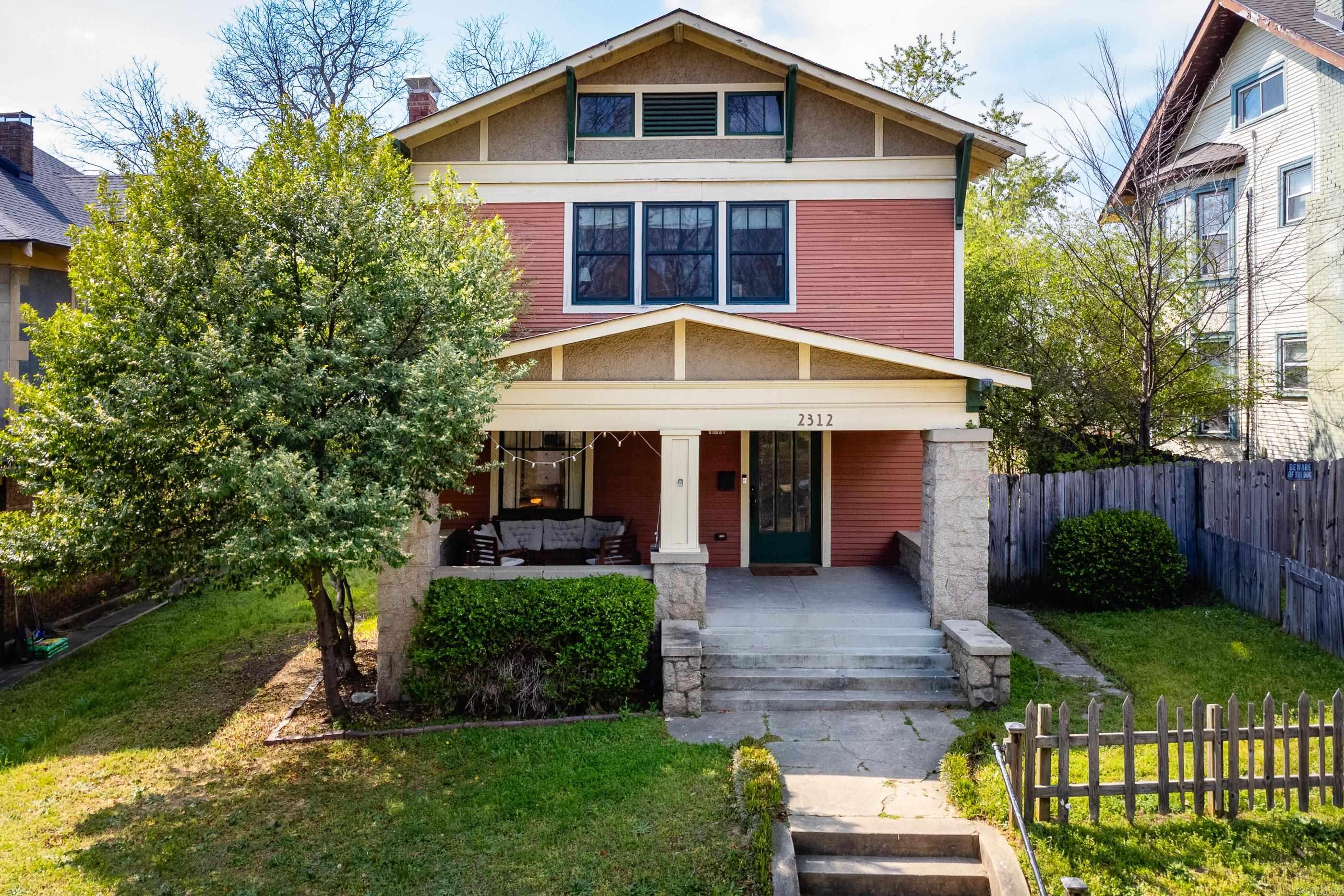 2312 S Summit  Little Rock, AR