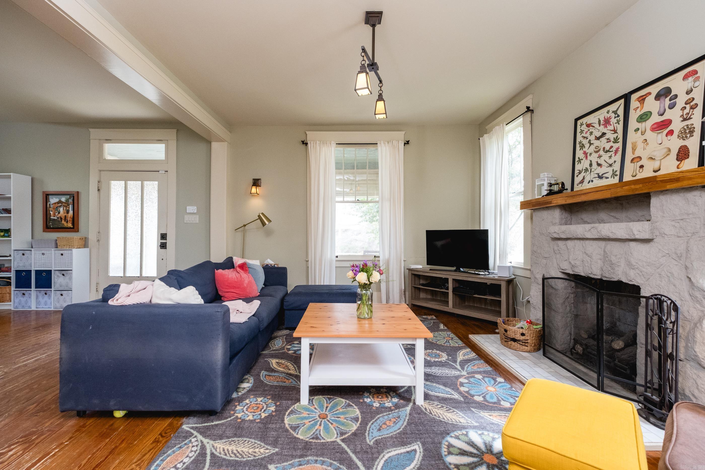 2312 S Summit  Little Rock, AR