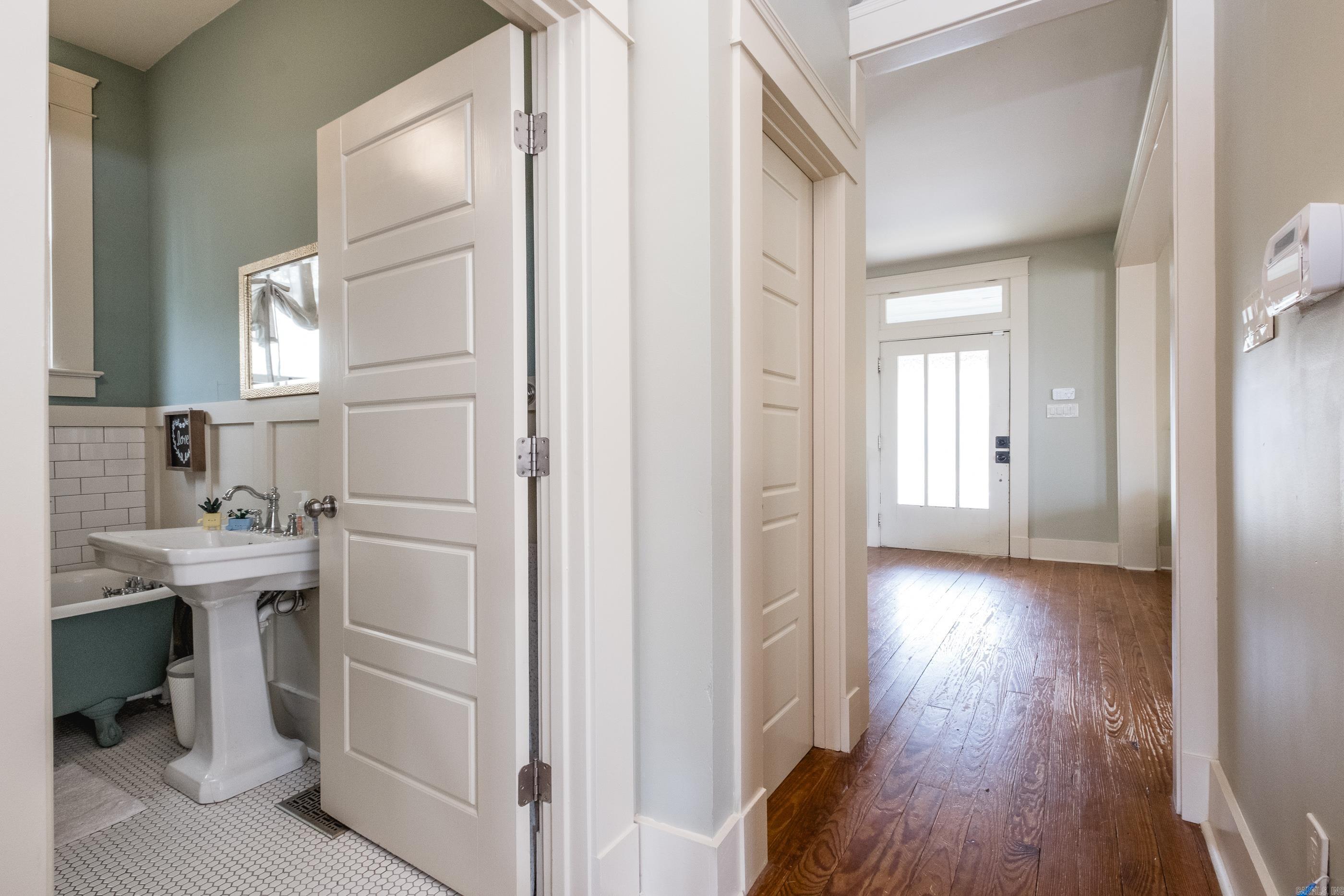 2312 S Summit  Little Rock, AR