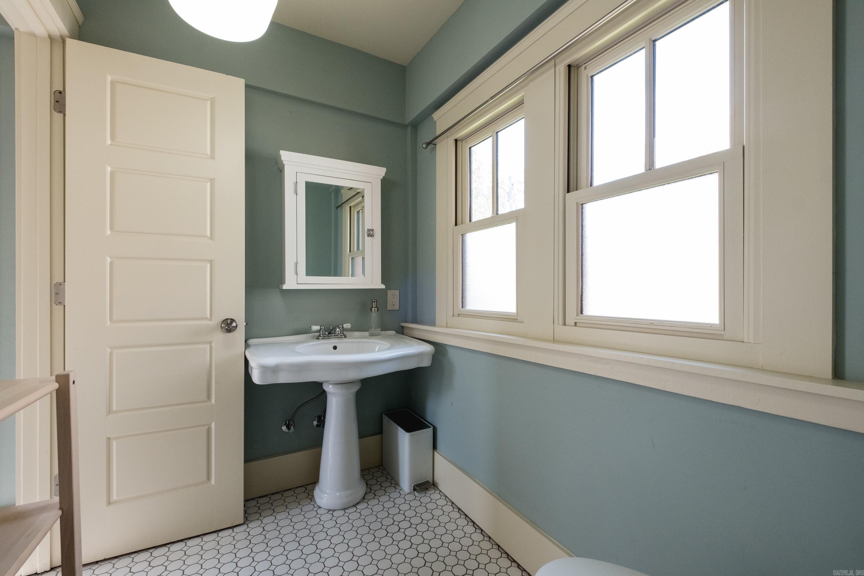 2312 S Summit  Little Rock, AR