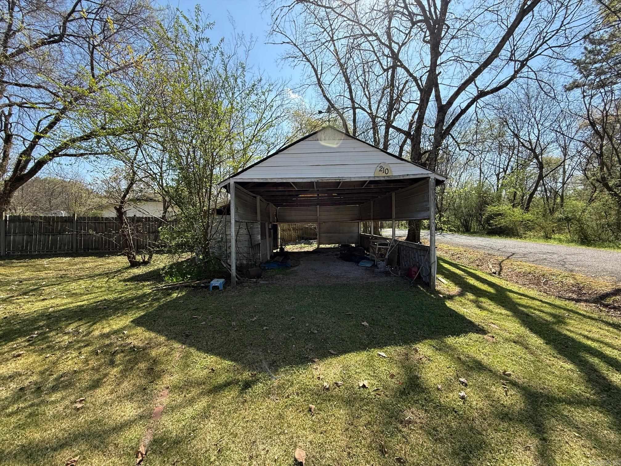 210 Suzanne  Royal, AR