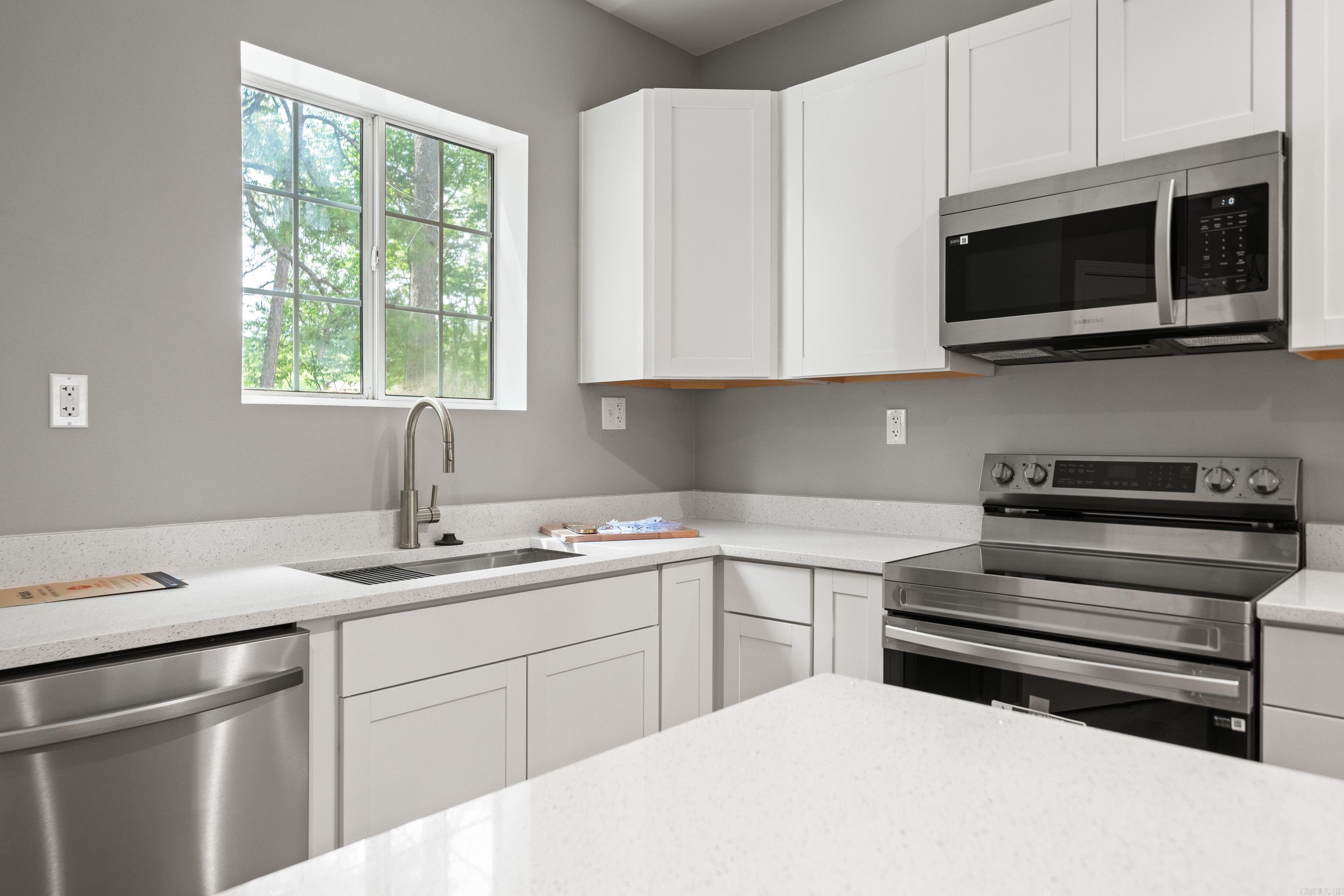 609 South Ave.  Hot Springs, AR