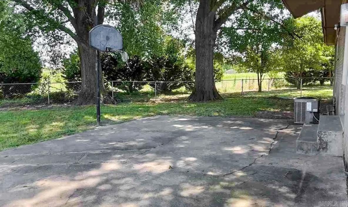 5201 N Woodland Dr  North Little Rock, AR