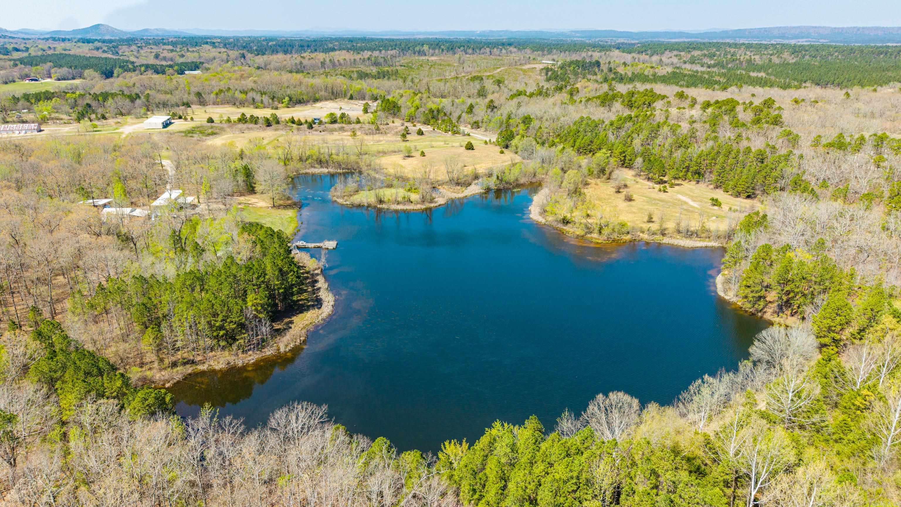 3056 Hwy 270 E  Mount Ida, AR