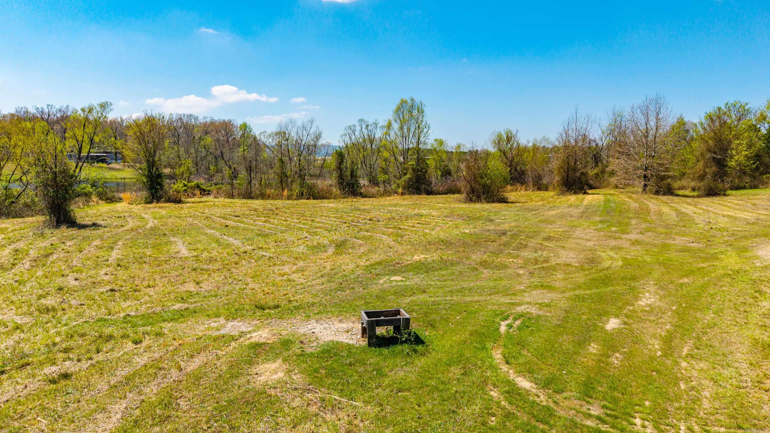 3056 Hwy 270 E  Mount Ida, AR