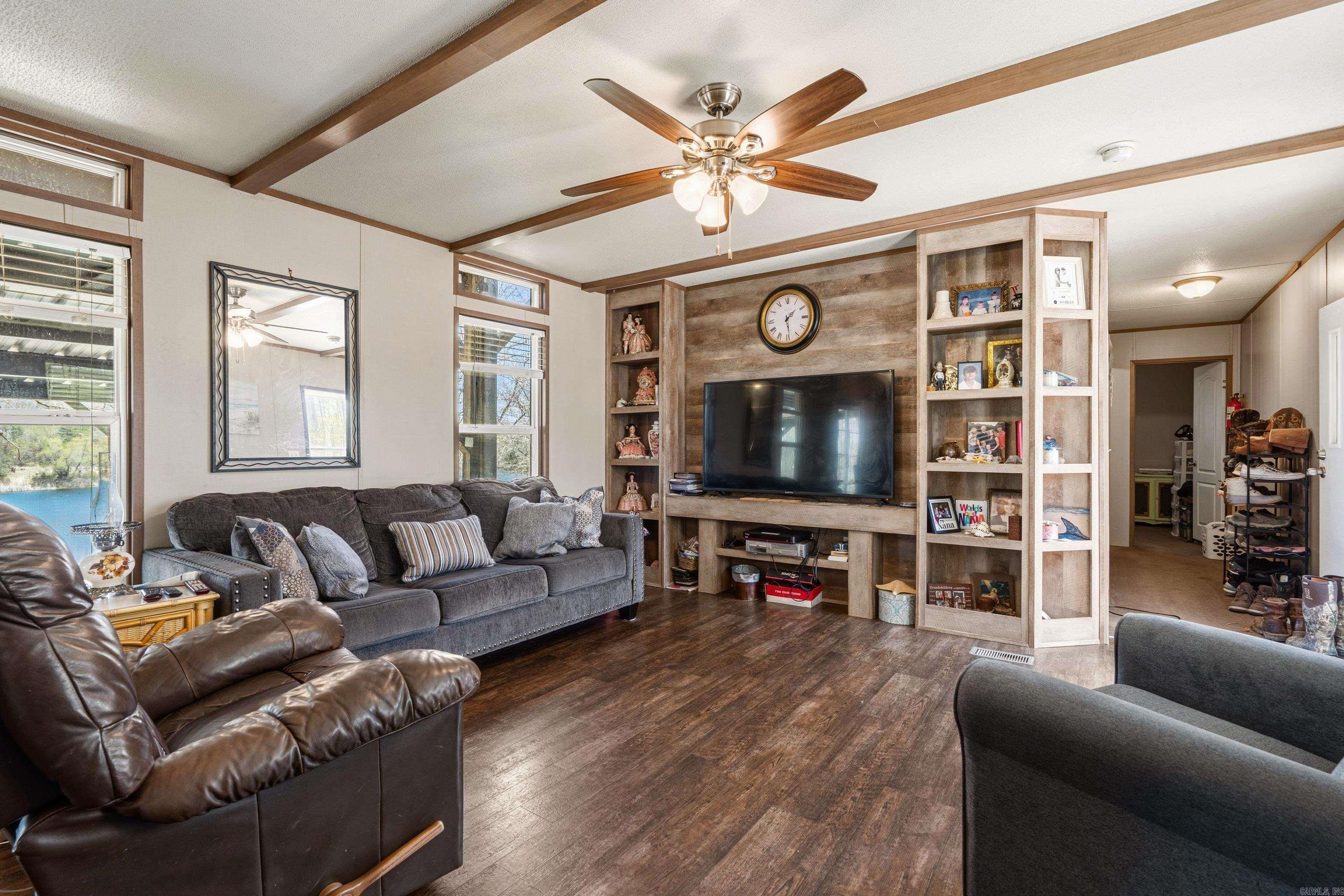 3056 Hwy 270 E  Mount Ida, AR