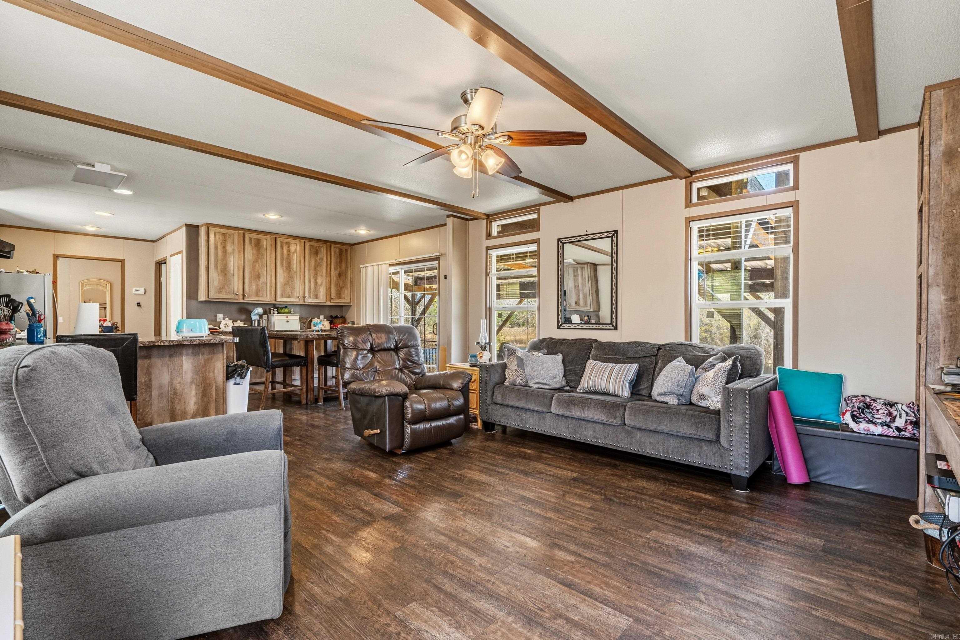 3056 Hwy 270 E  Mount Ida, AR