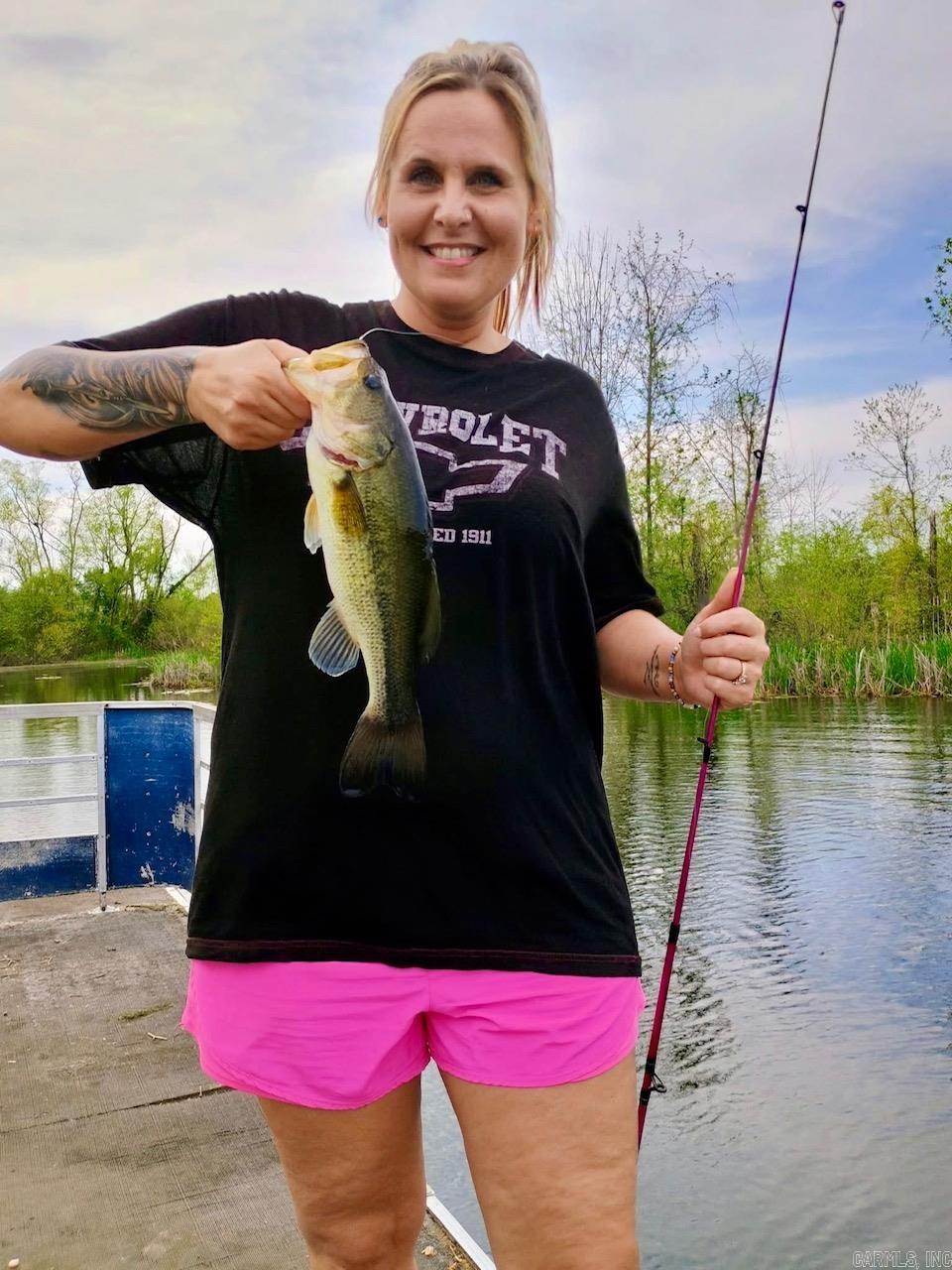 3056 Hwy 270 E  Mount Ida, AR