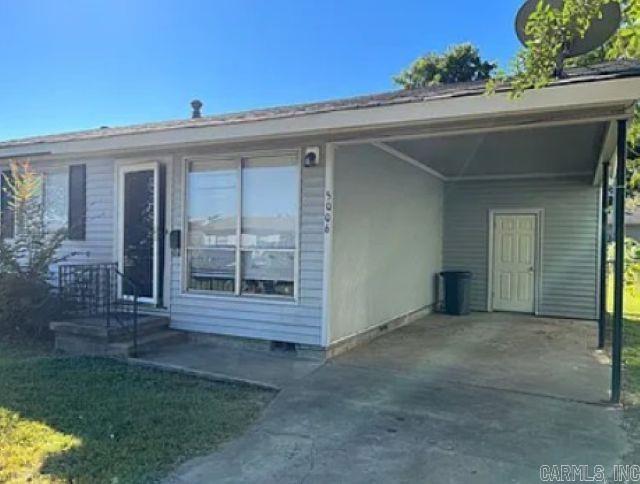 5006 N Woodland Dr  North Little Rock, AR