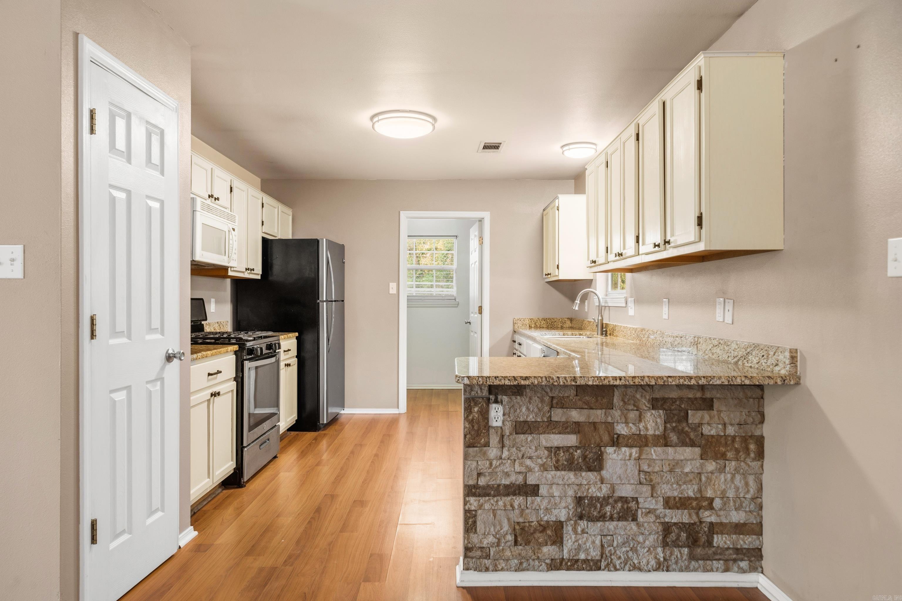 211 Shady Hills  Hot Springs, AR