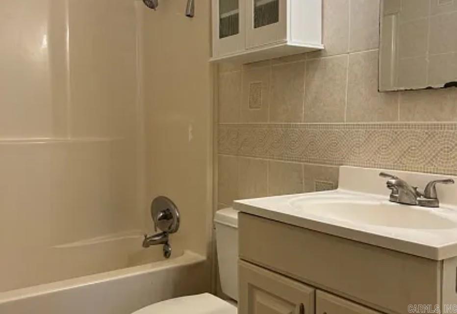 5101 N Woodland Dr  North Little Rock, AR