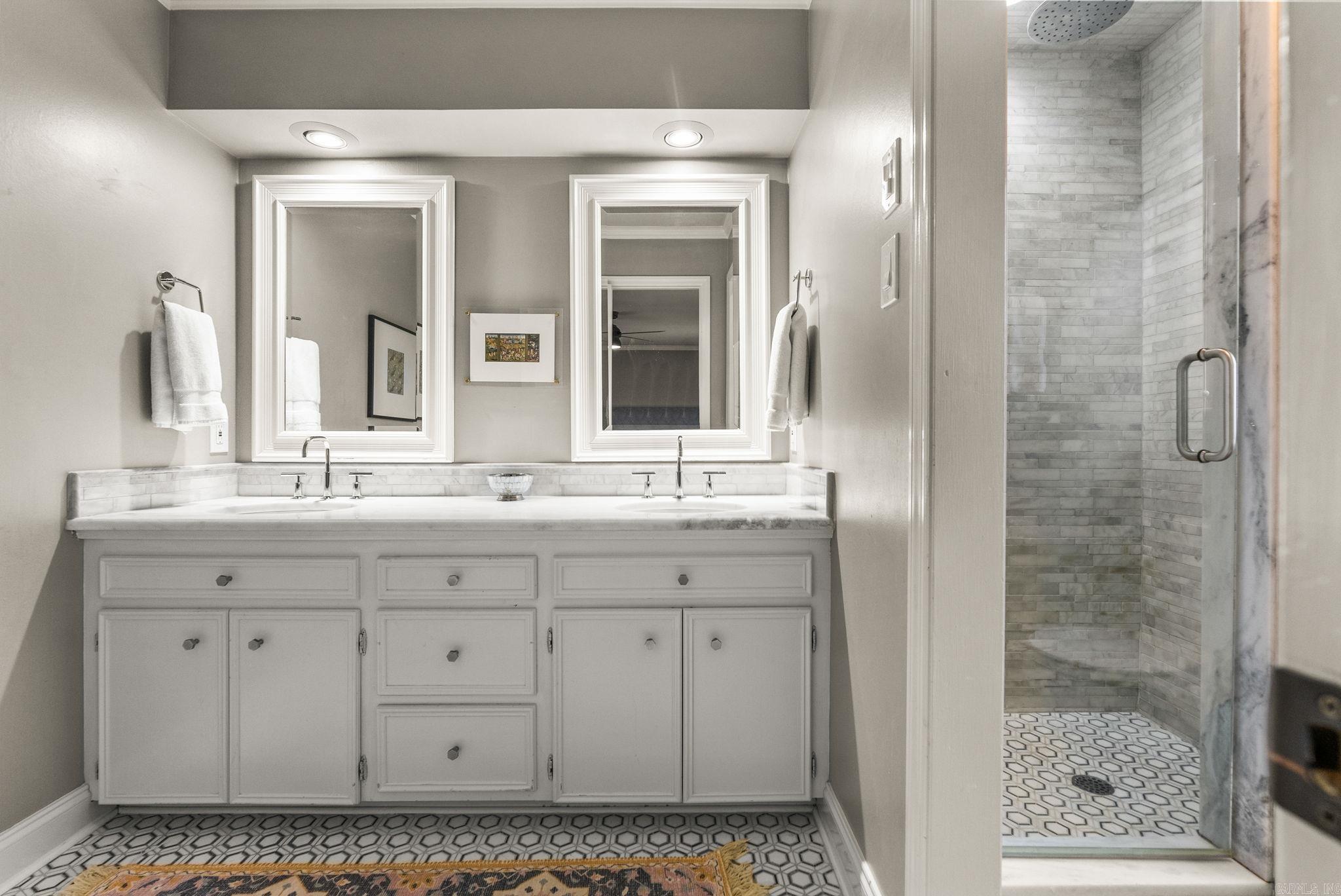 4 Holly Springs  Little Rock, AR