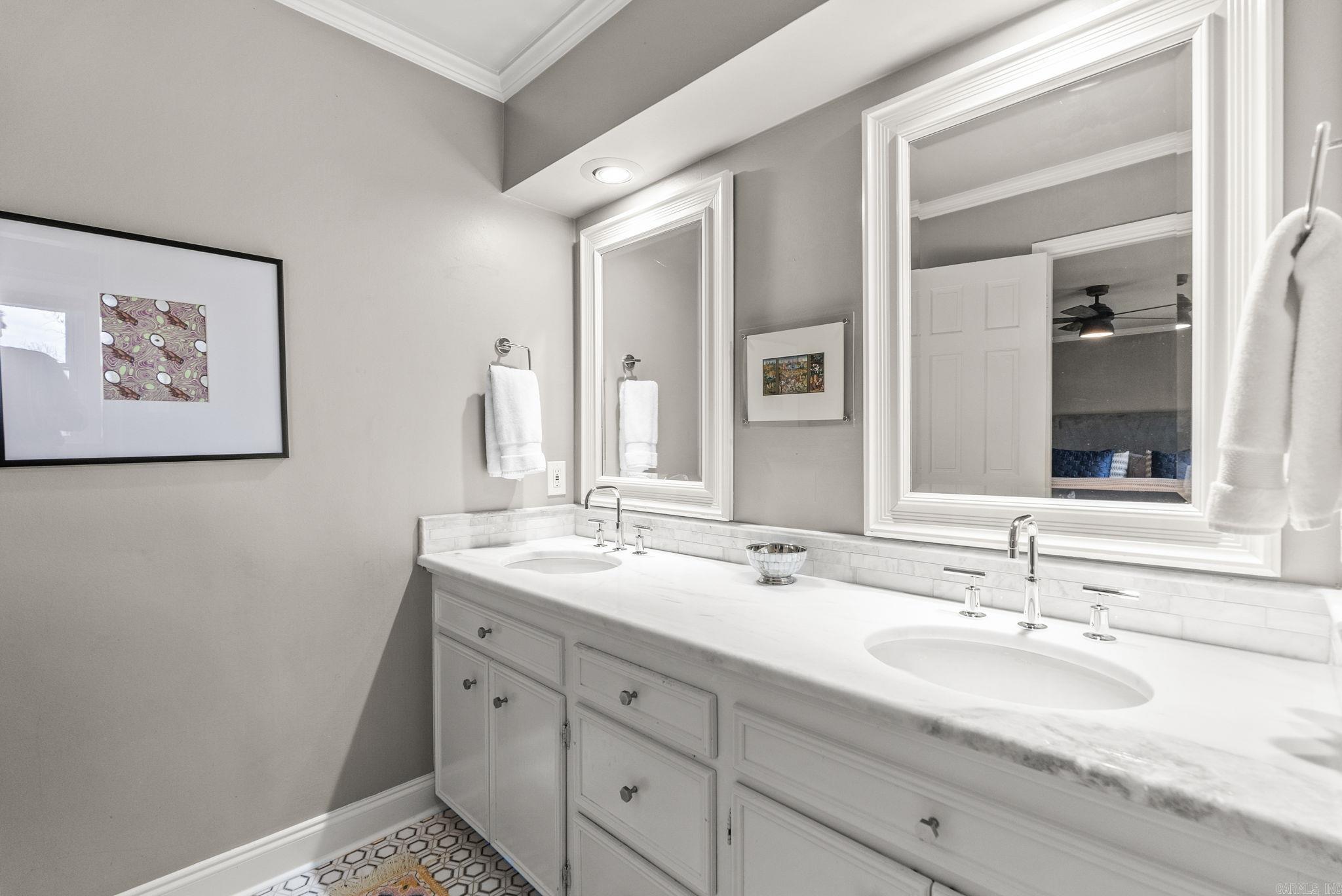 4 Holly Springs  Little Rock, AR