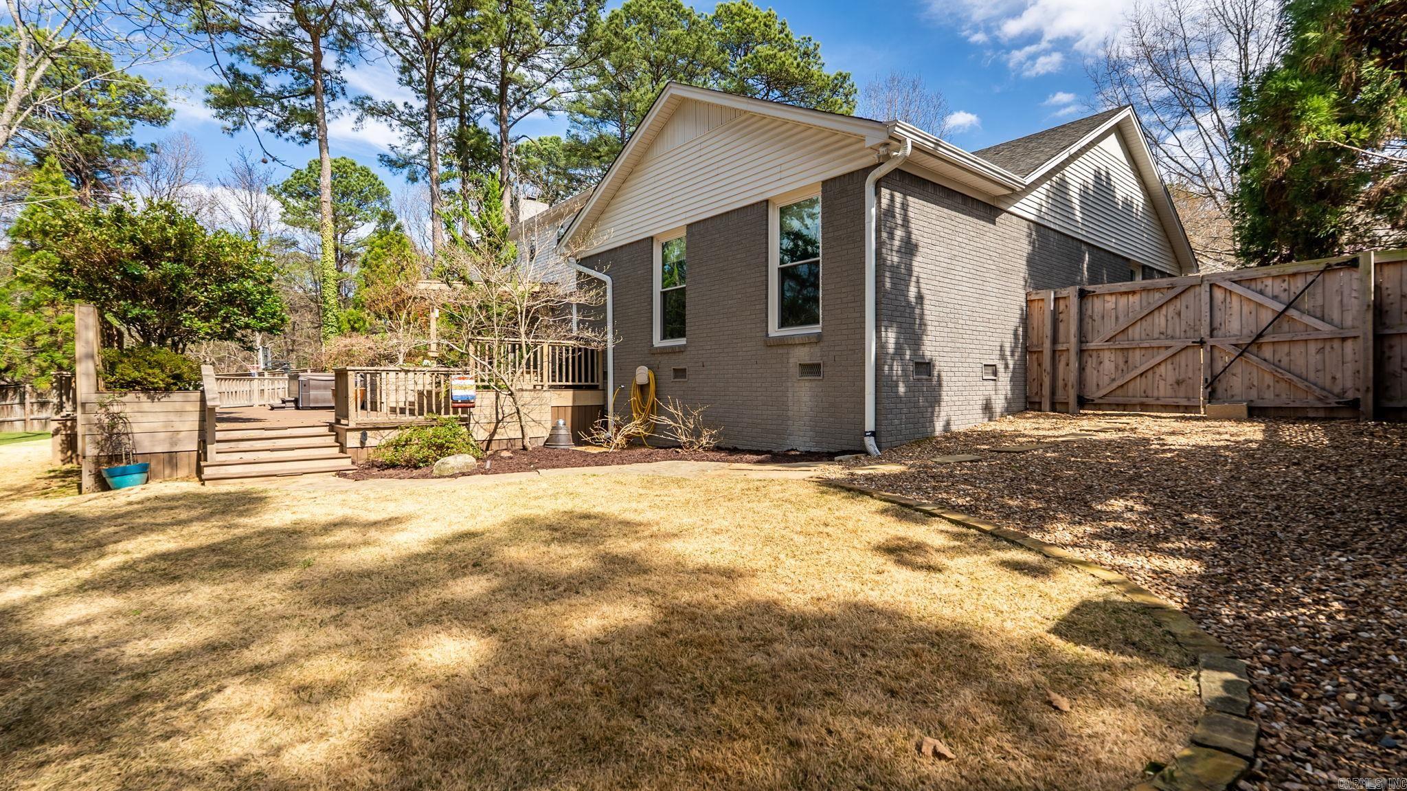 4 Holly Springs  Little Rock, AR