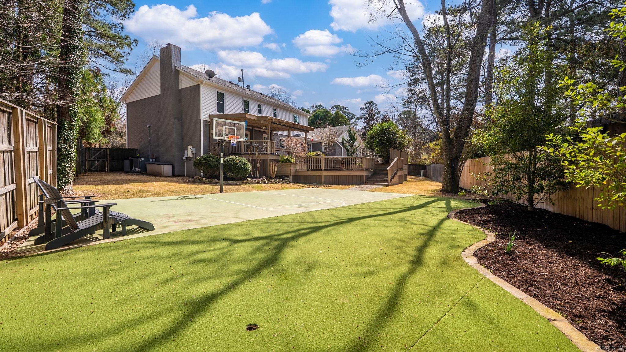 4 Holly Springs  Little Rock, AR