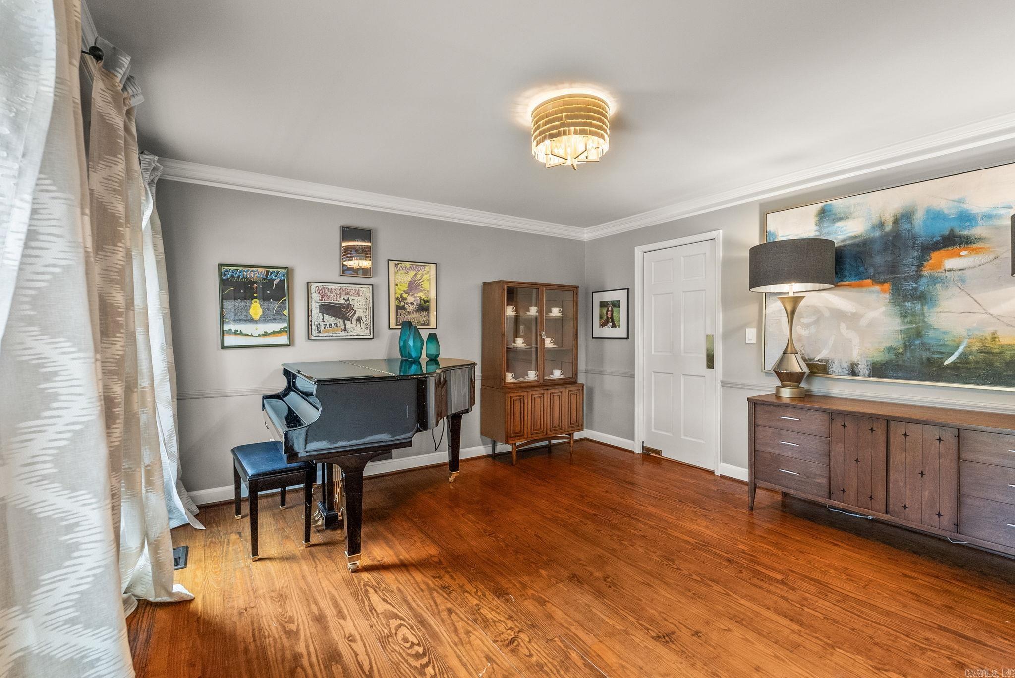 4 Holly Springs  Little Rock, AR