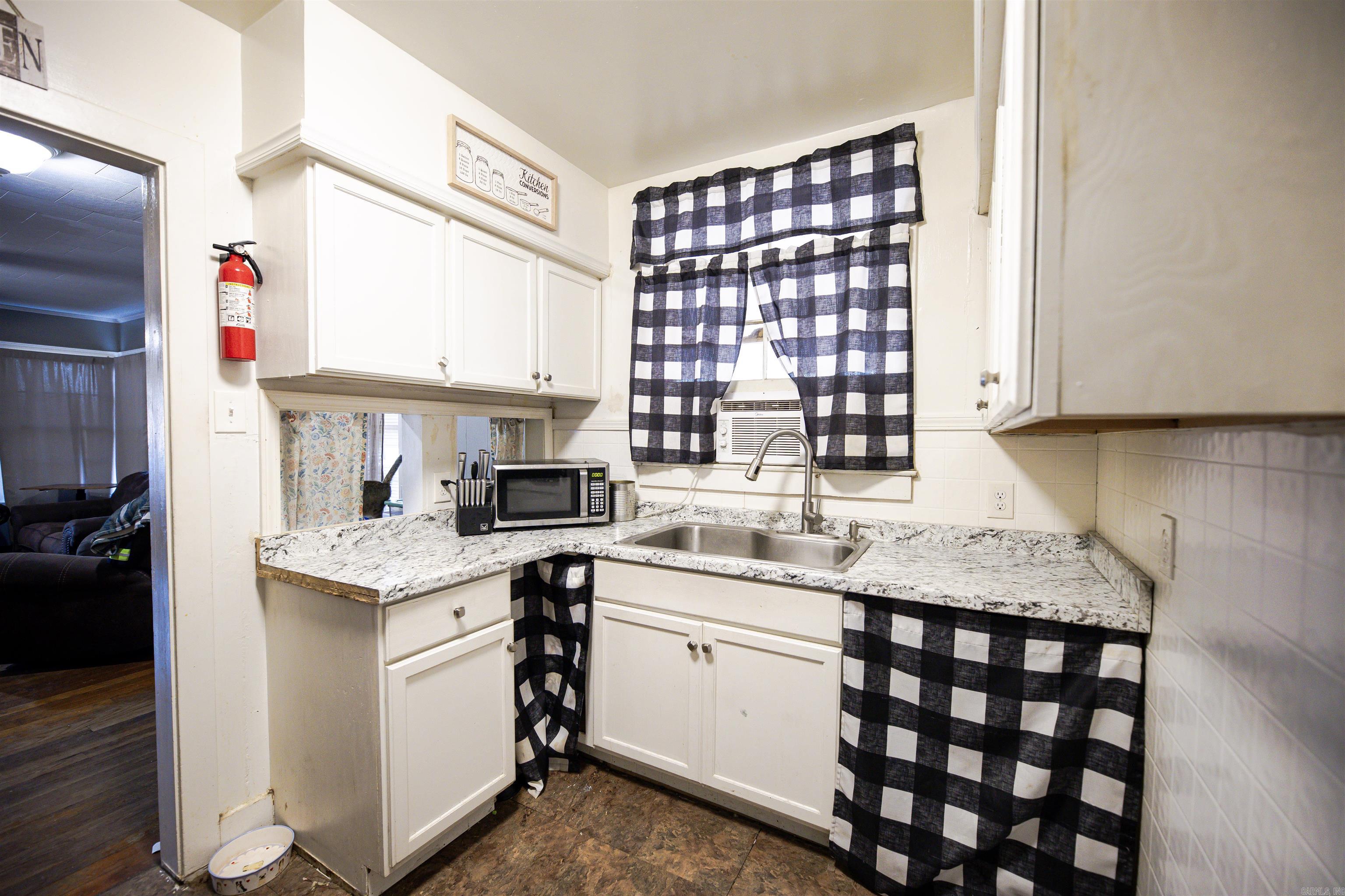 208 S Womble Ave  Camden, AR