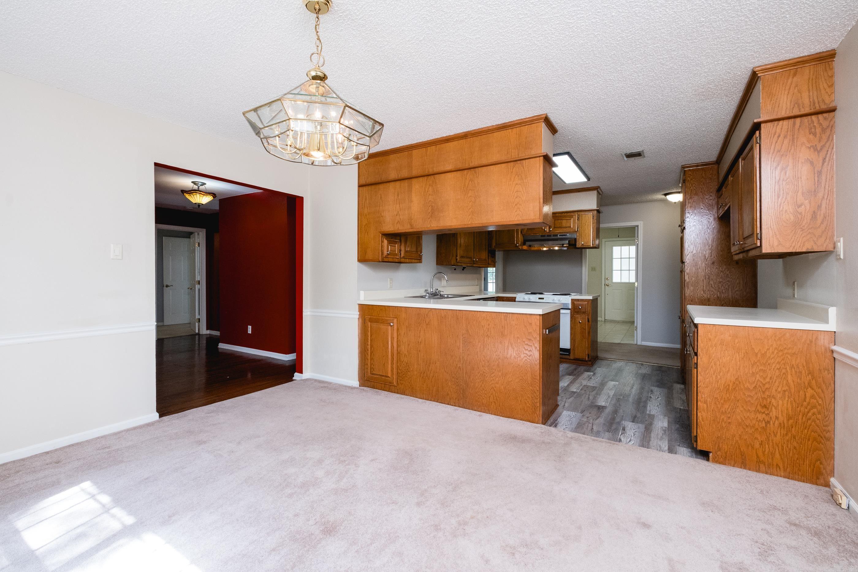 8100 Coleridge Dr  North Little Rock, AR