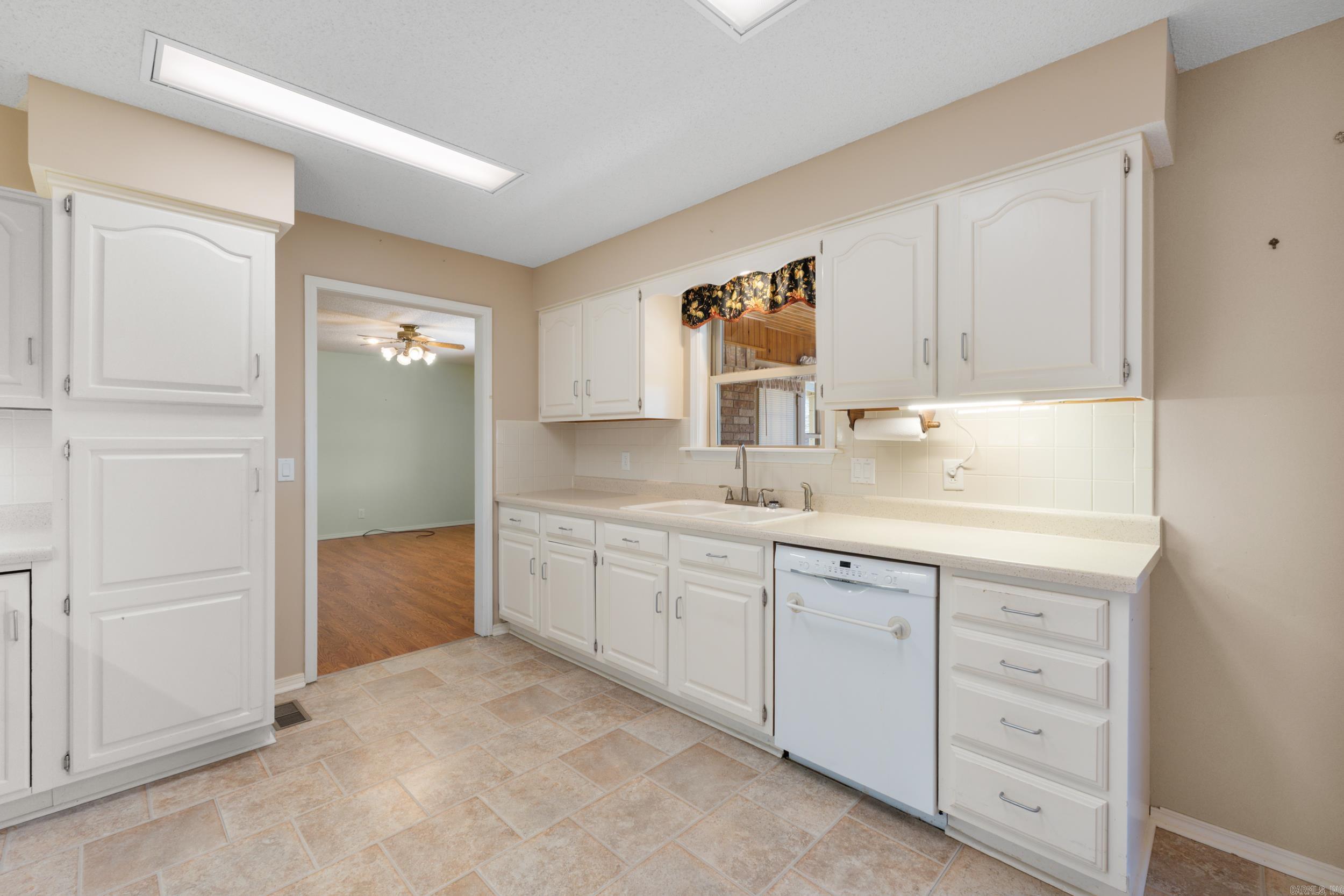 1515 Pine Tree Lane  Mountain Home, AR