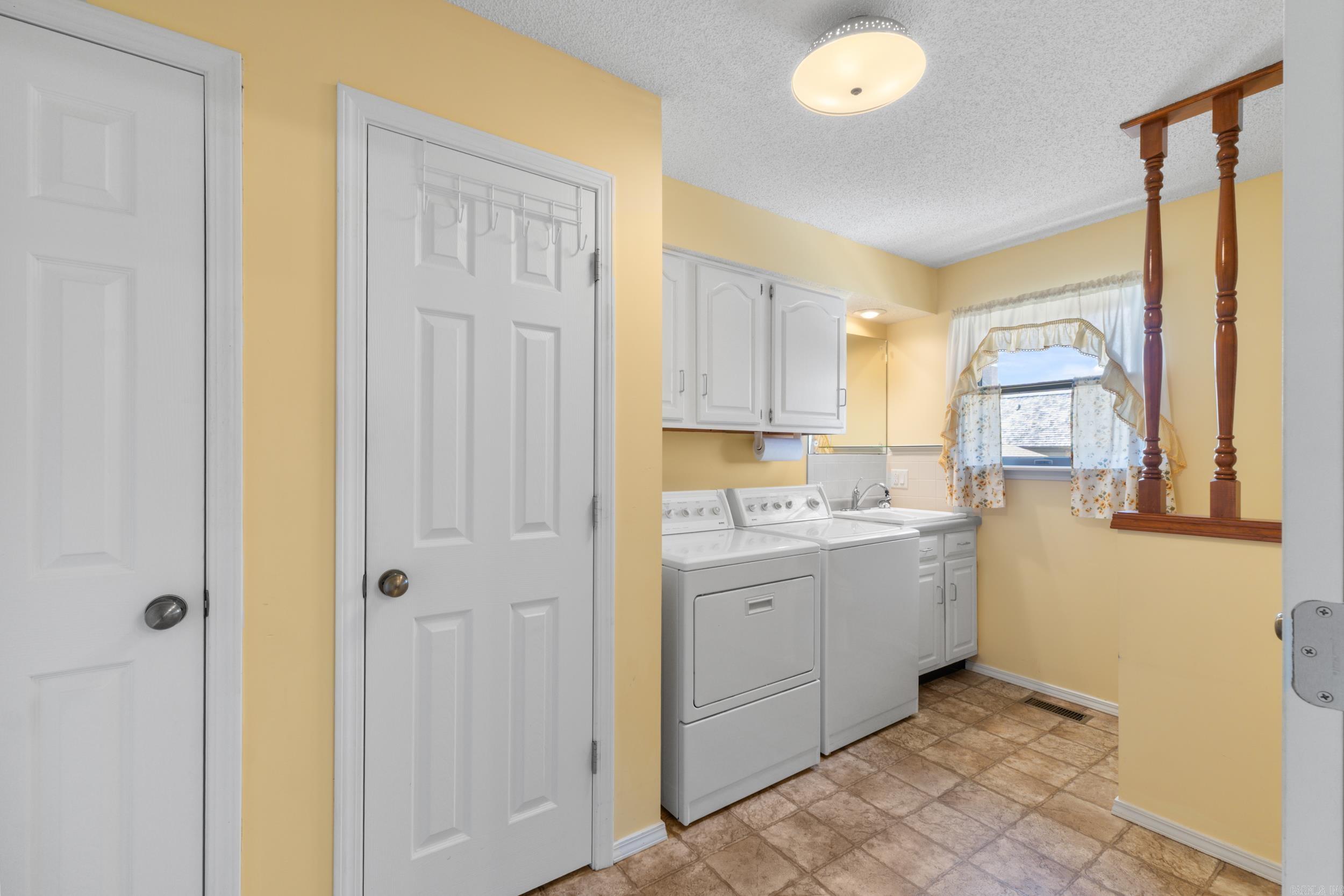 1515 Pine Tree Lane  Mountain Home, AR