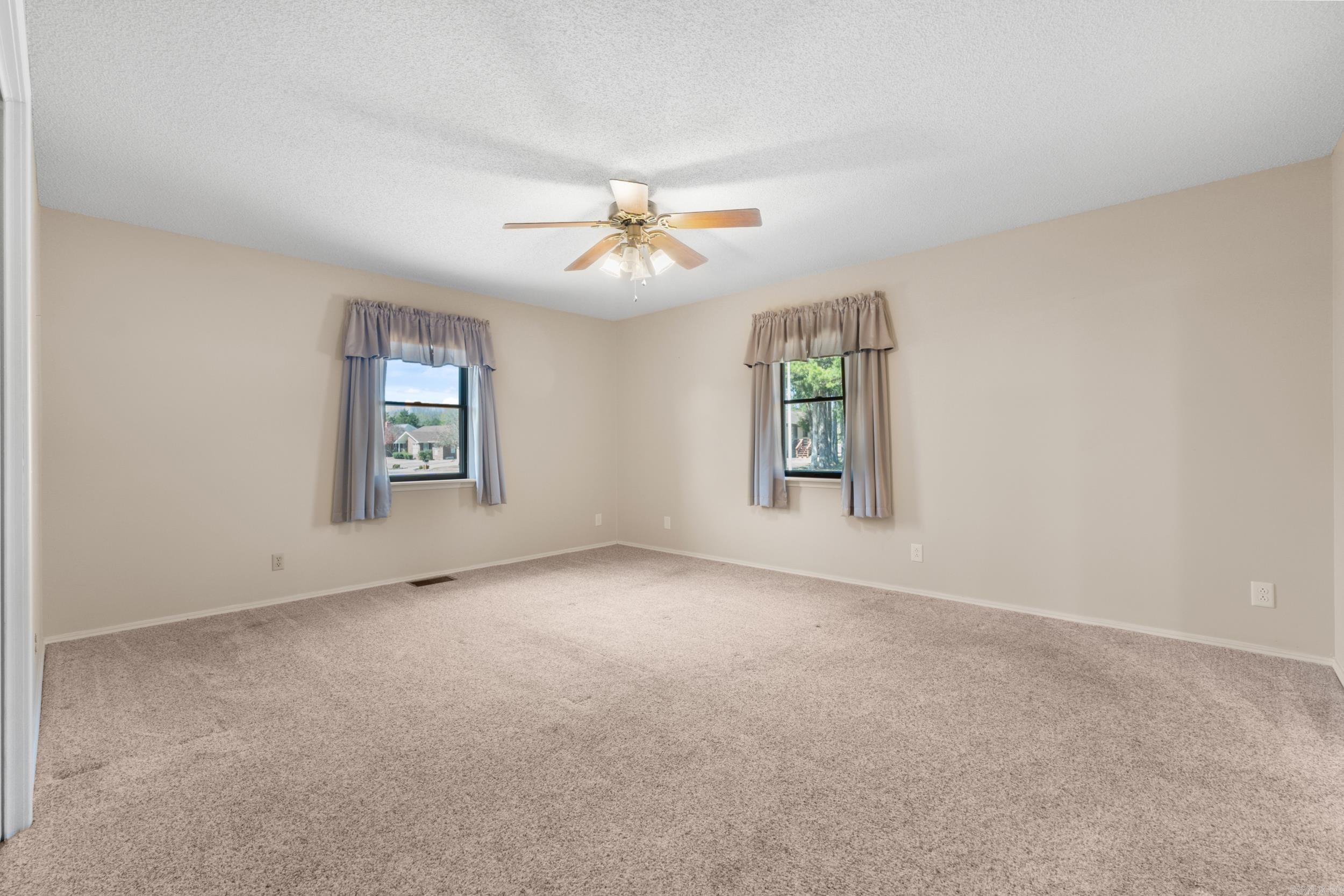 1515 Pine Tree Lane  Mountain Home, AR