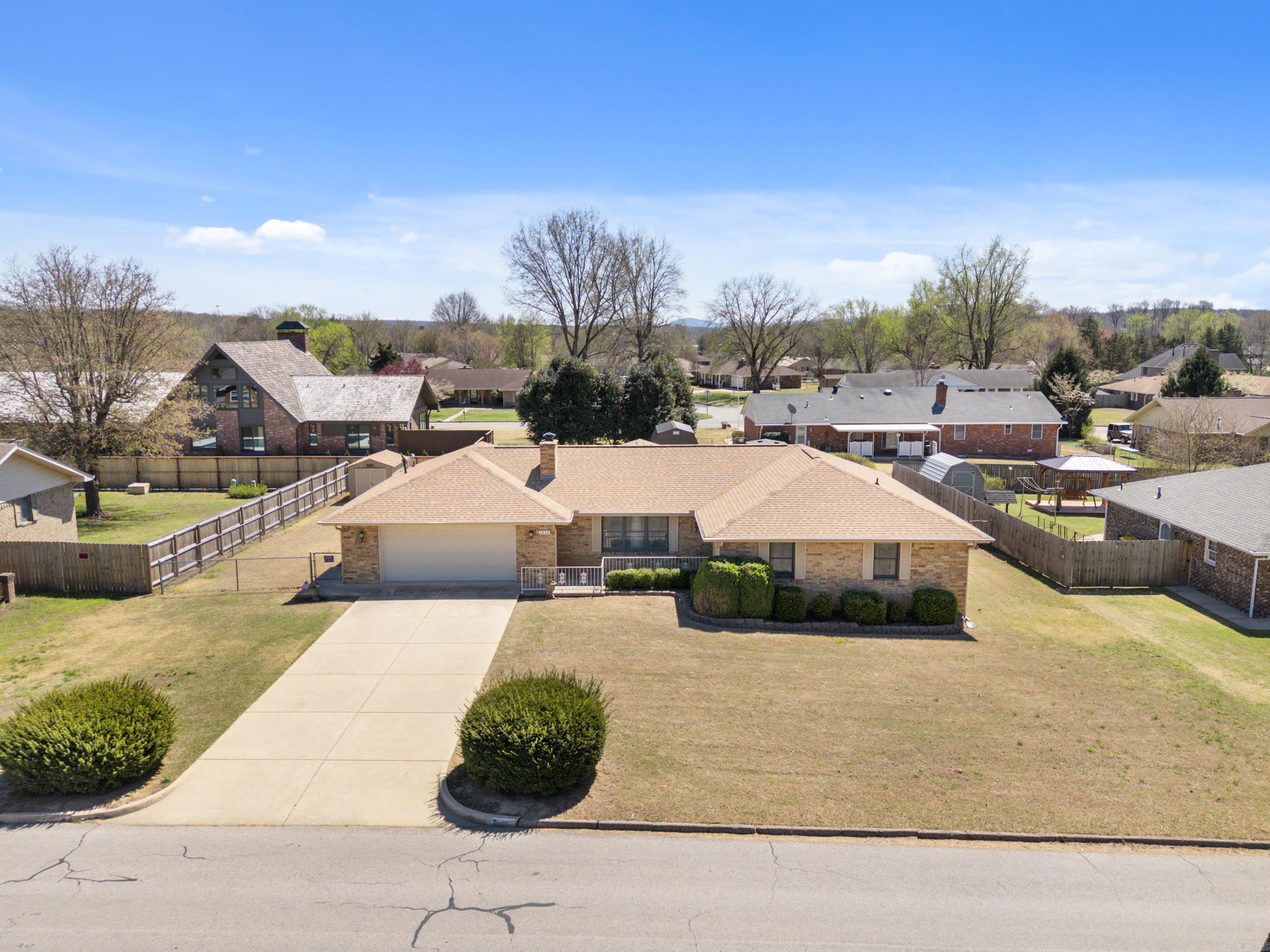 1515 Pine Tree Lane  Mountain Home, AR