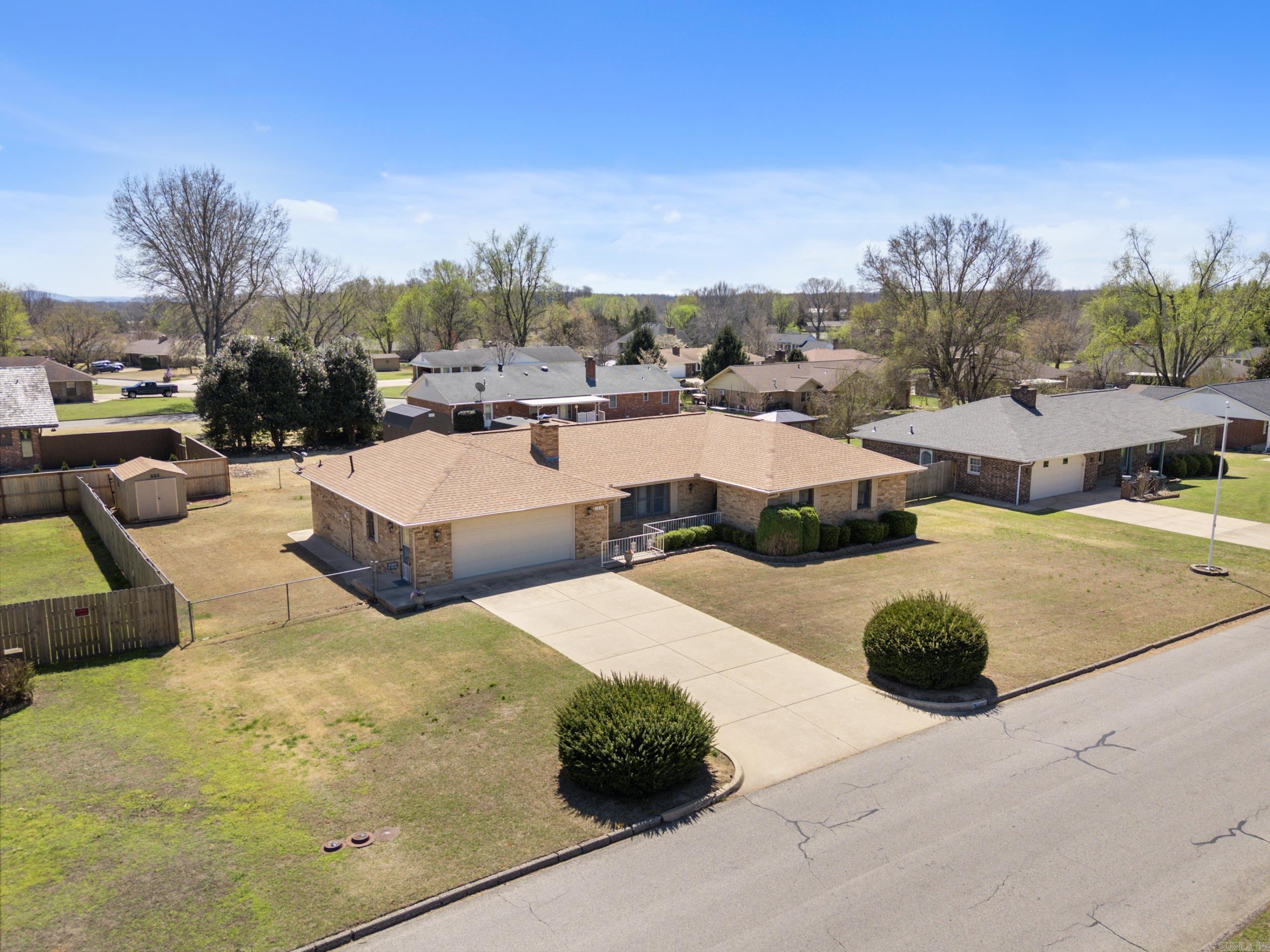 1515 Pine Tree Lane  Mountain Home, AR