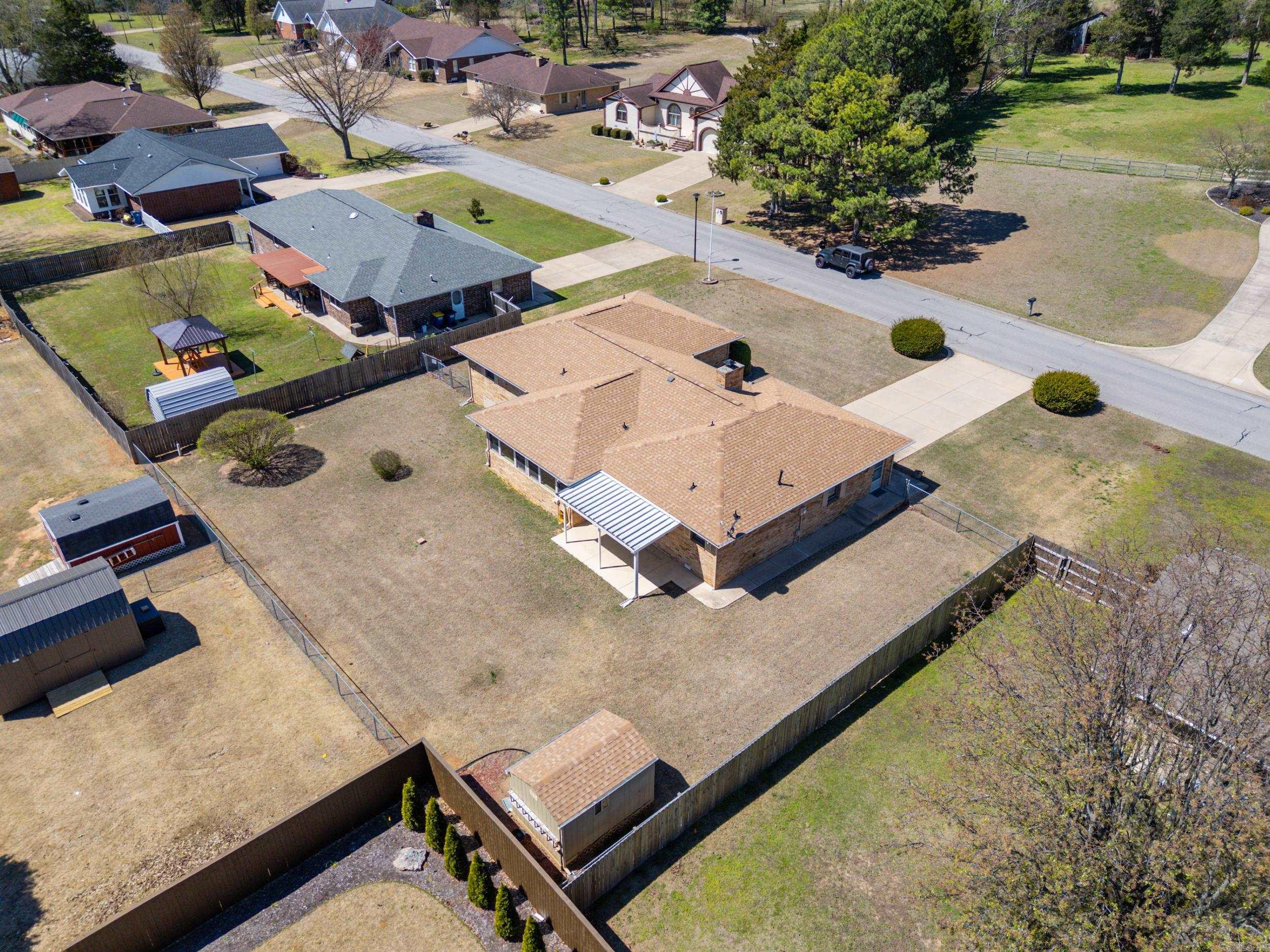 1515 Pine Tree Lane  Mountain Home, AR