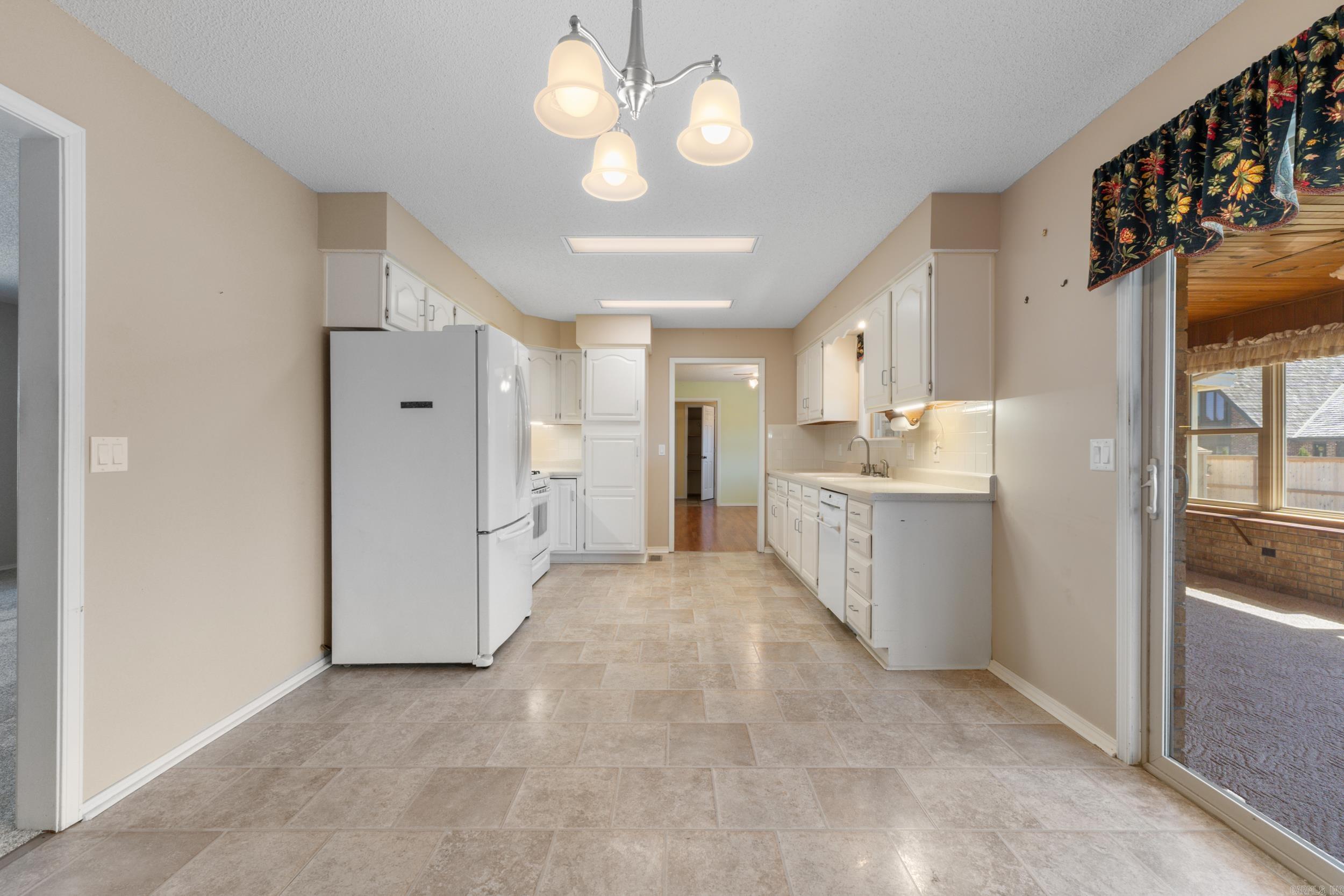 1515 Pine Tree Lane  Mountain Home, AR