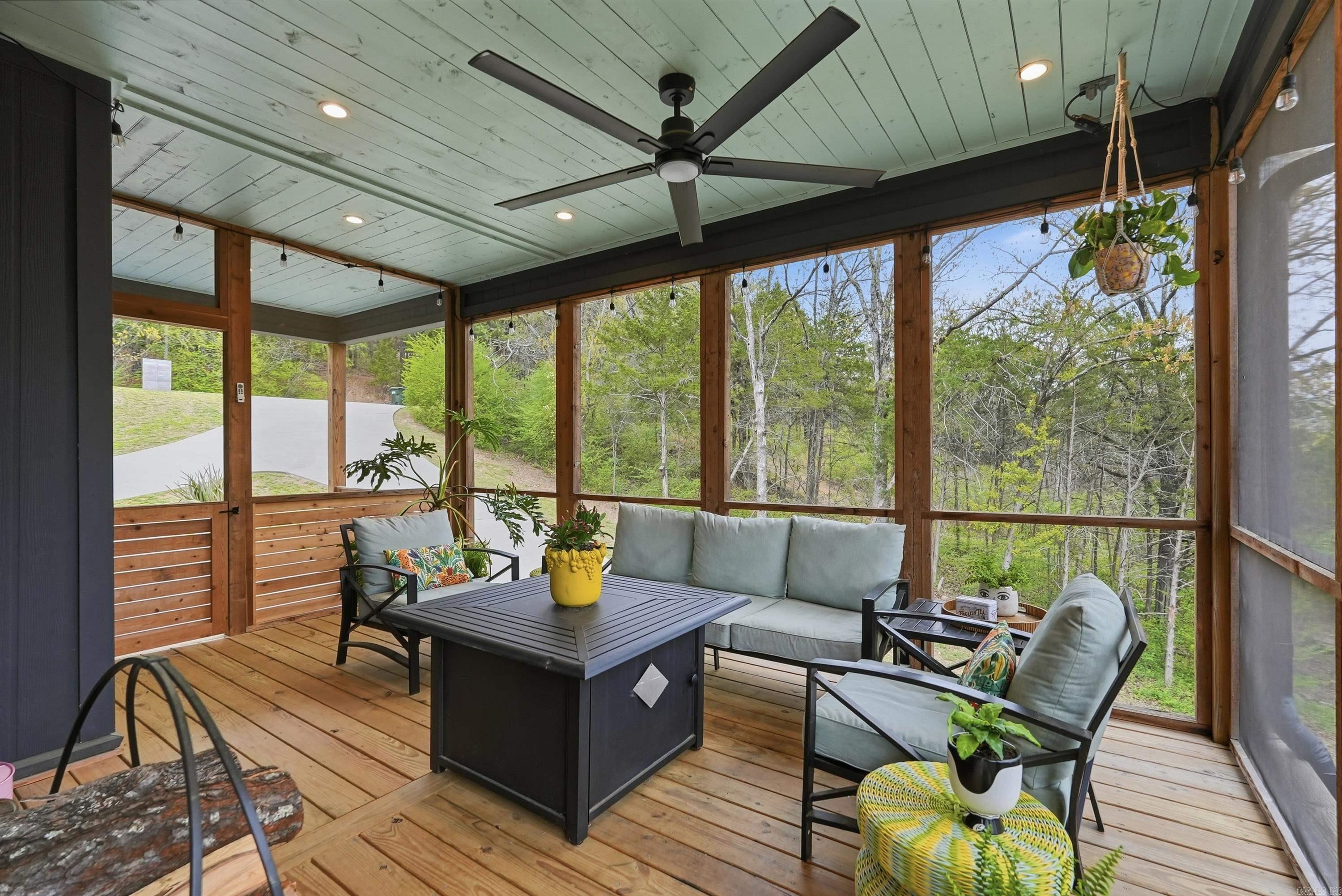 3285 Nob Hill Dr  Conway, AR