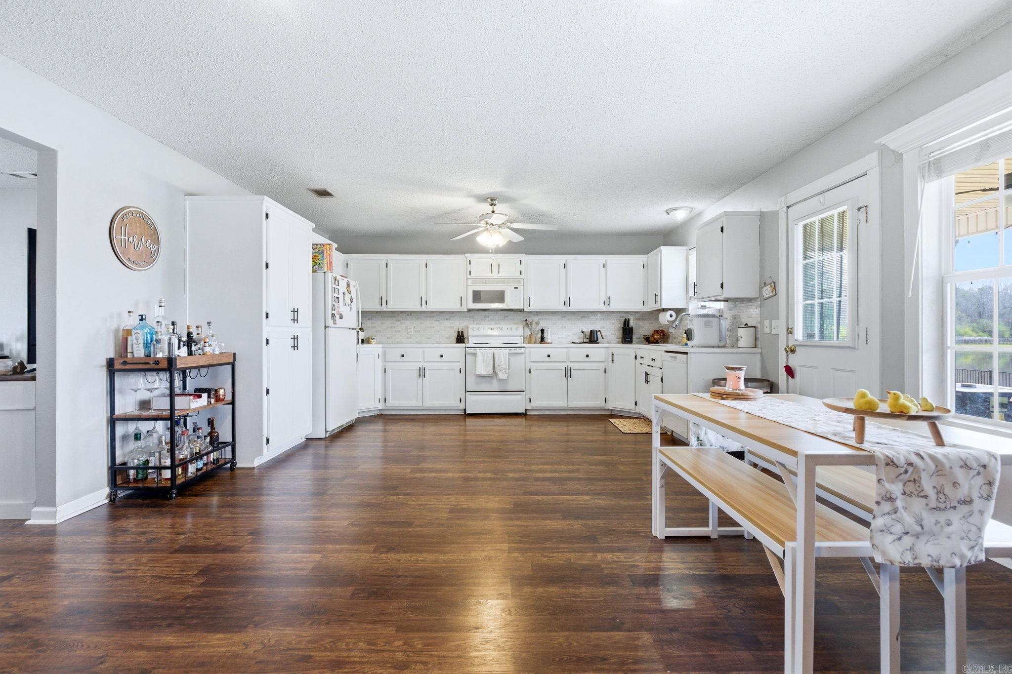 319 lamplighter  Benton, AR