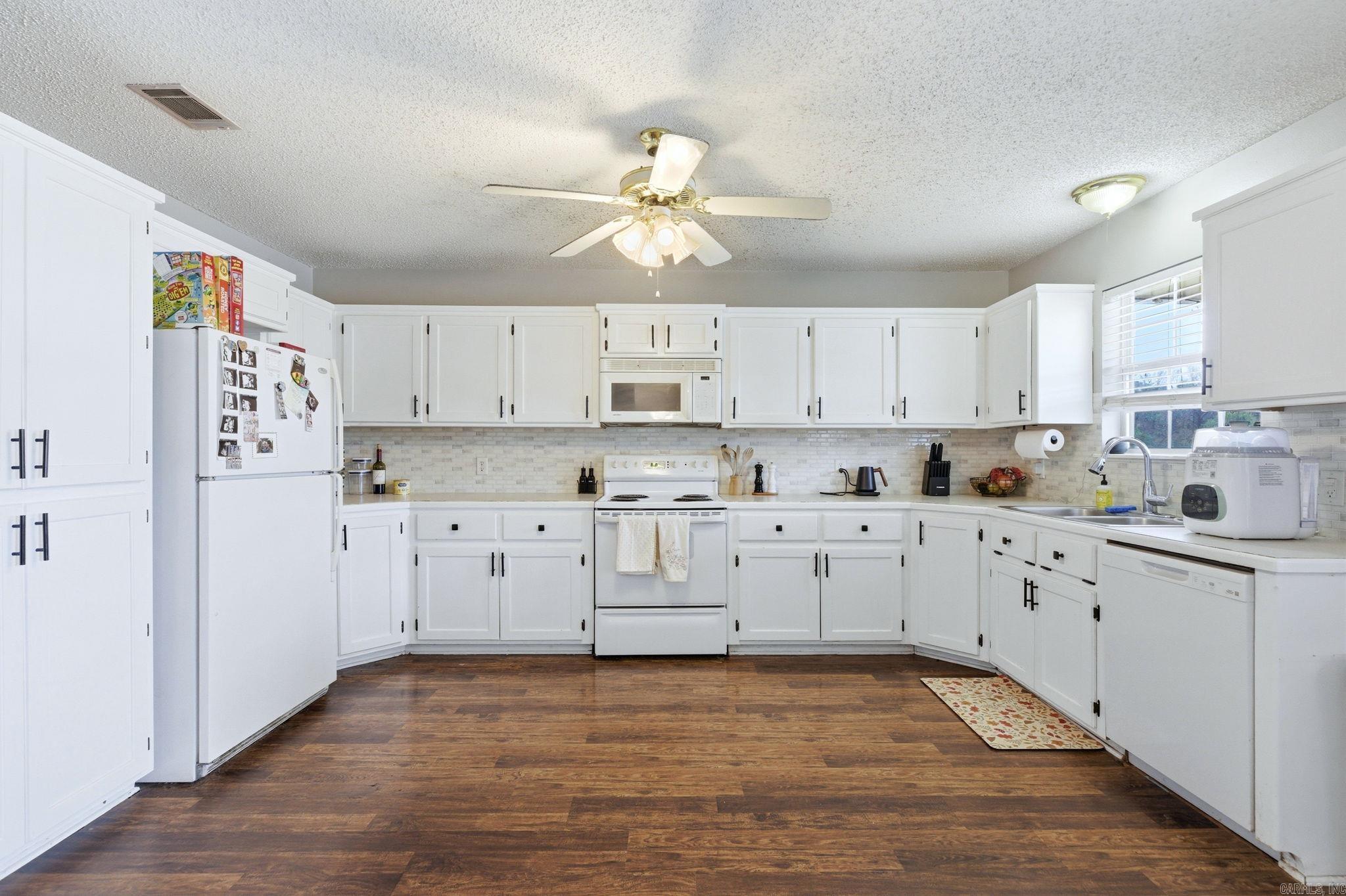 319 lamplighter  Benton, AR