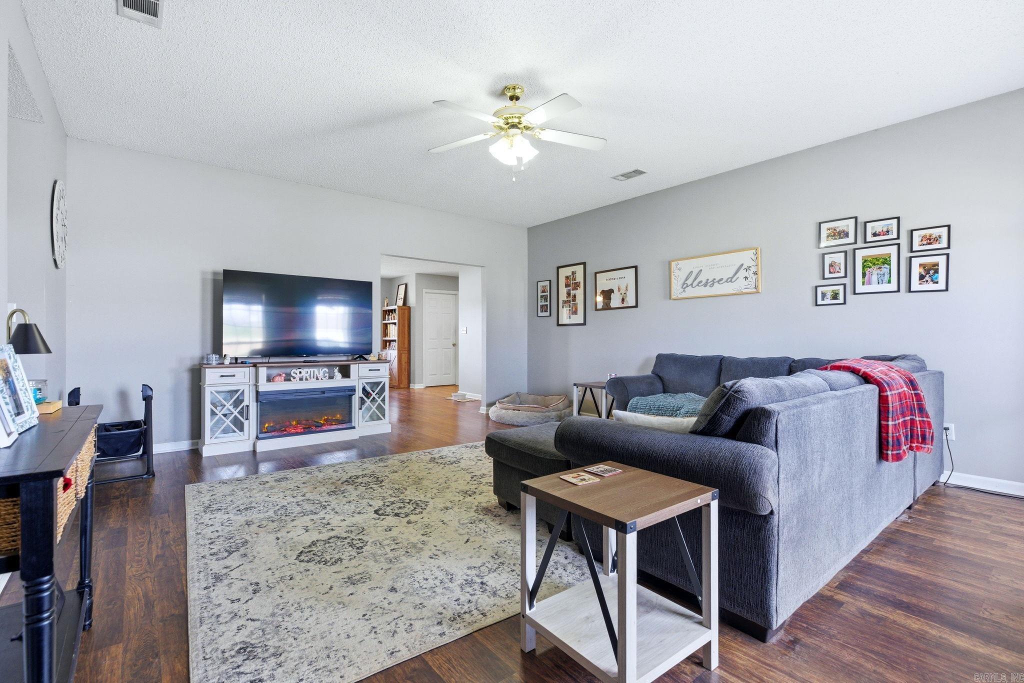 319 lamplighter  Benton, AR